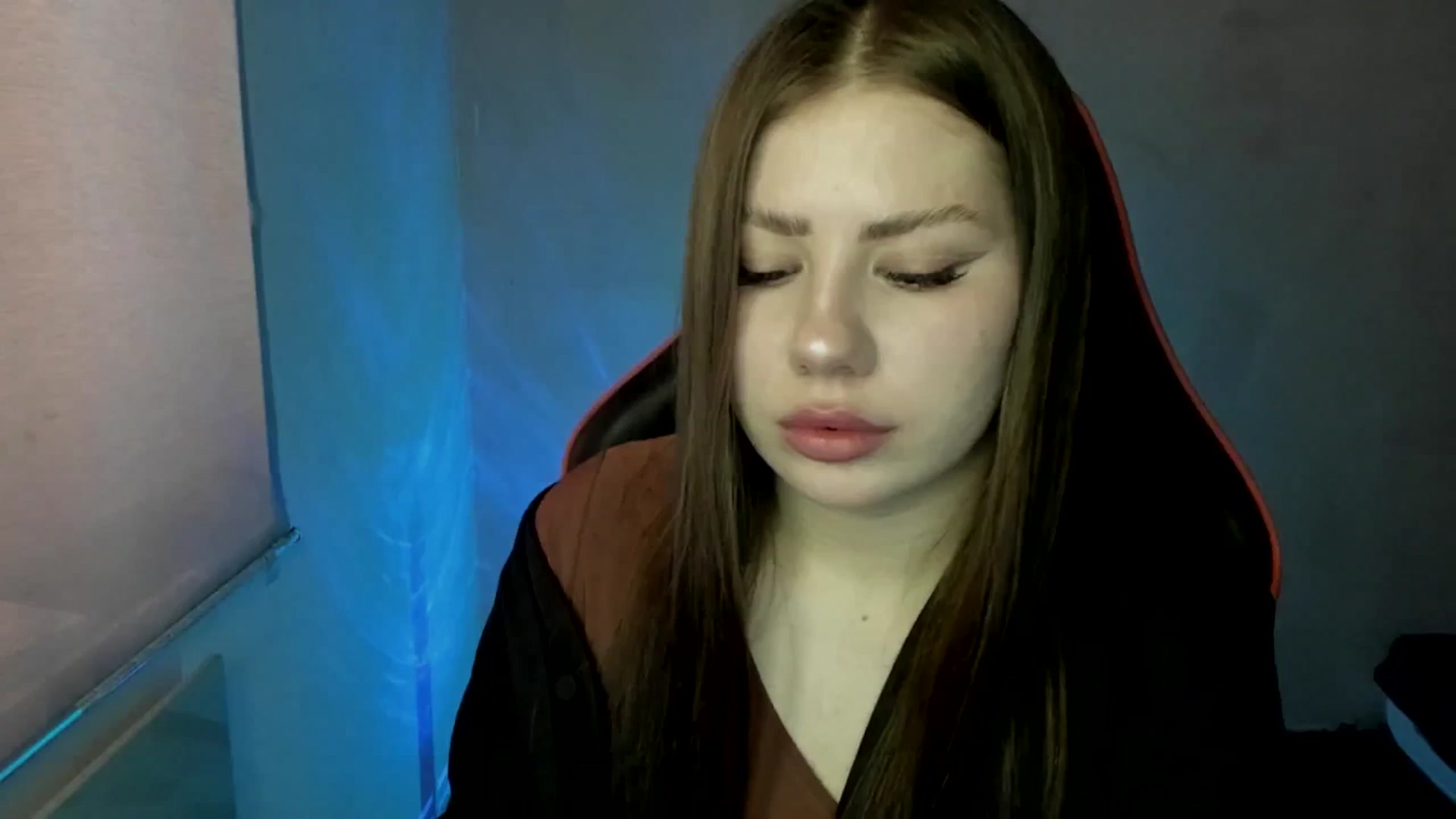 Gallery image thumbnail from FlyingDream's myfreecams stream on, 06/02/2025, 11:02 image 15 of 20