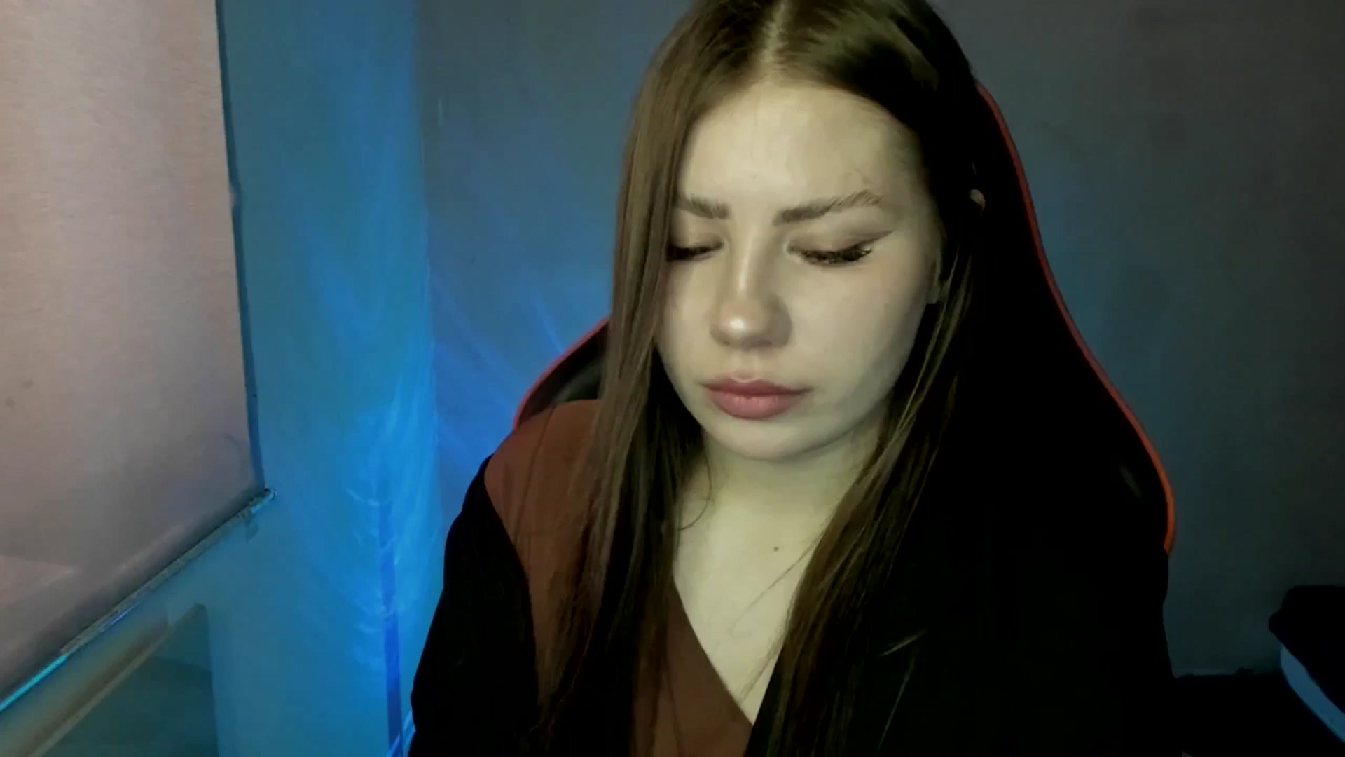Gallery image thumbnail from FlyingDream's myfreecams stream on, 06/02/2025, 11:02 image 13 of 20