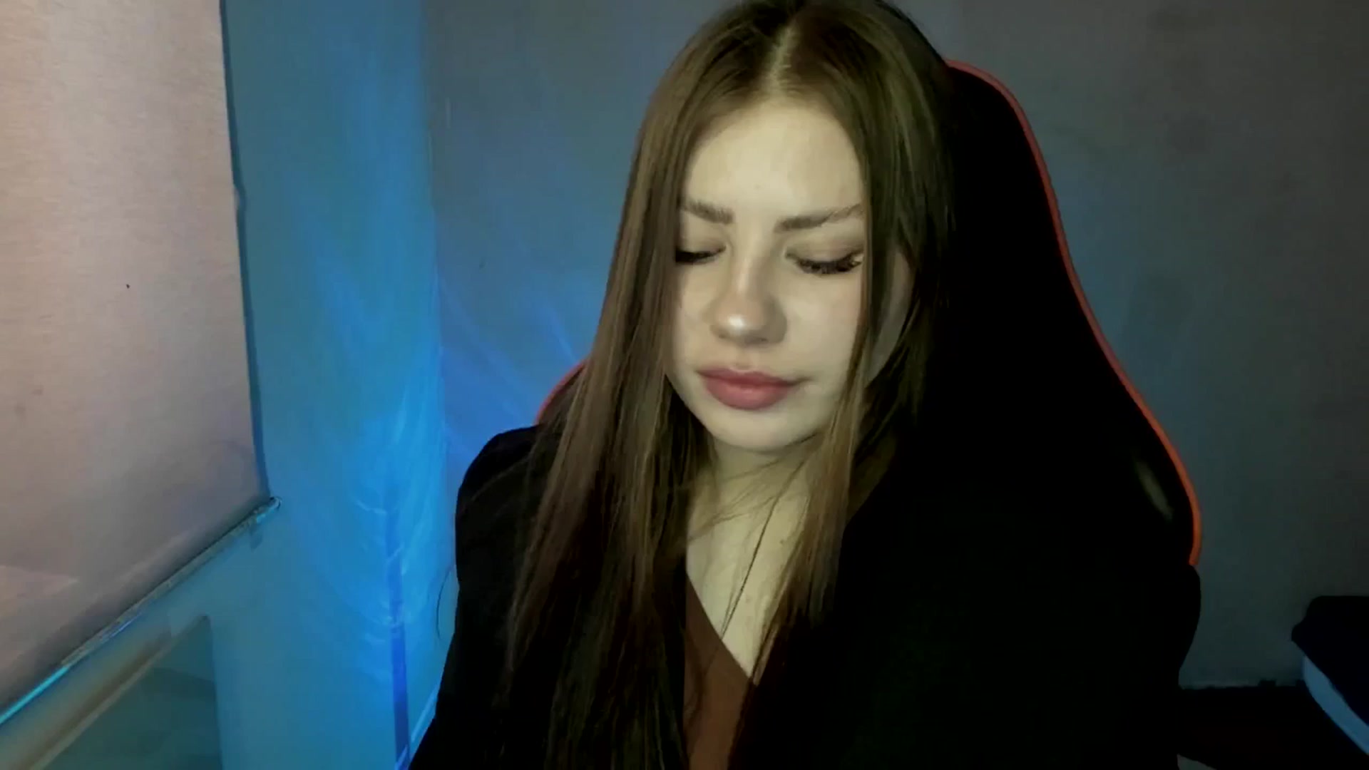 Gallery image thumbnail from FlyingDream's myfreecams stream on, 06/02/2025, 11:02 image 8 of 20