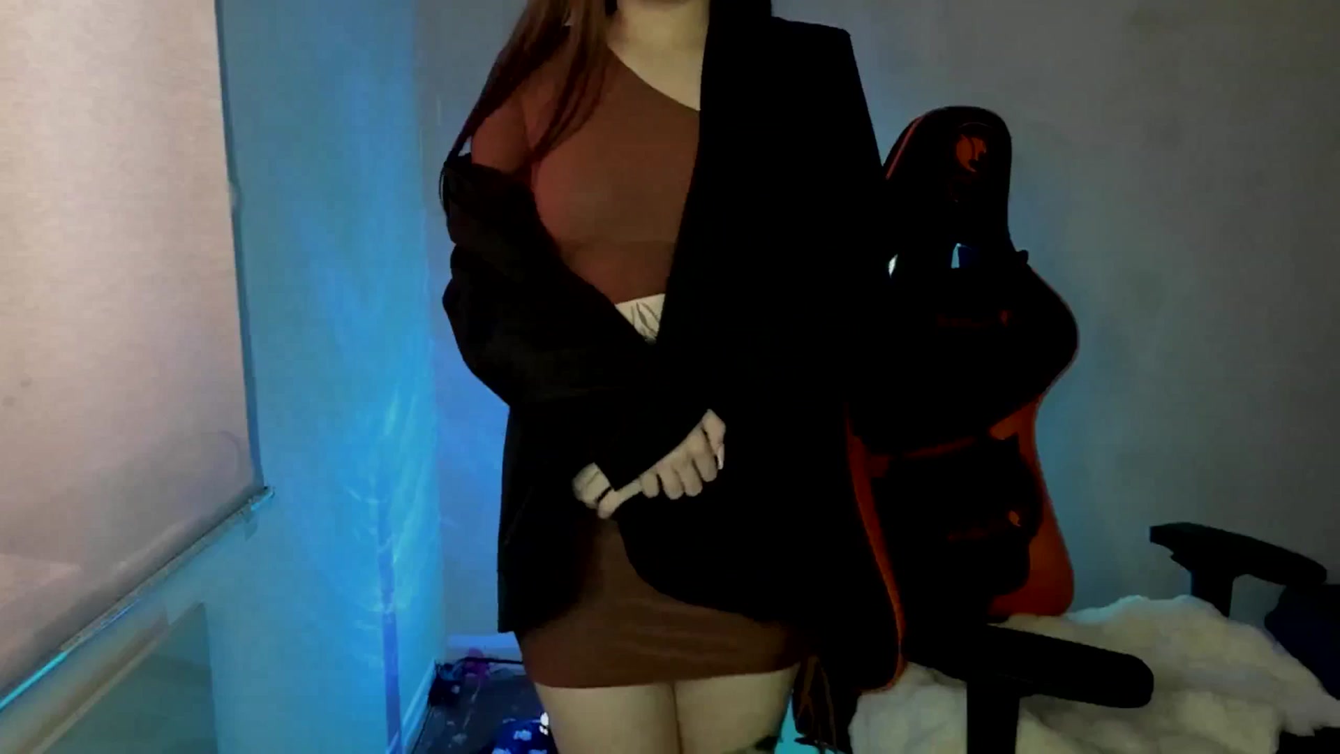 Gallery image thumbnail from FlyingDream's myfreecams stream on, 06/02/2025, 11:02 image 4 of 20
