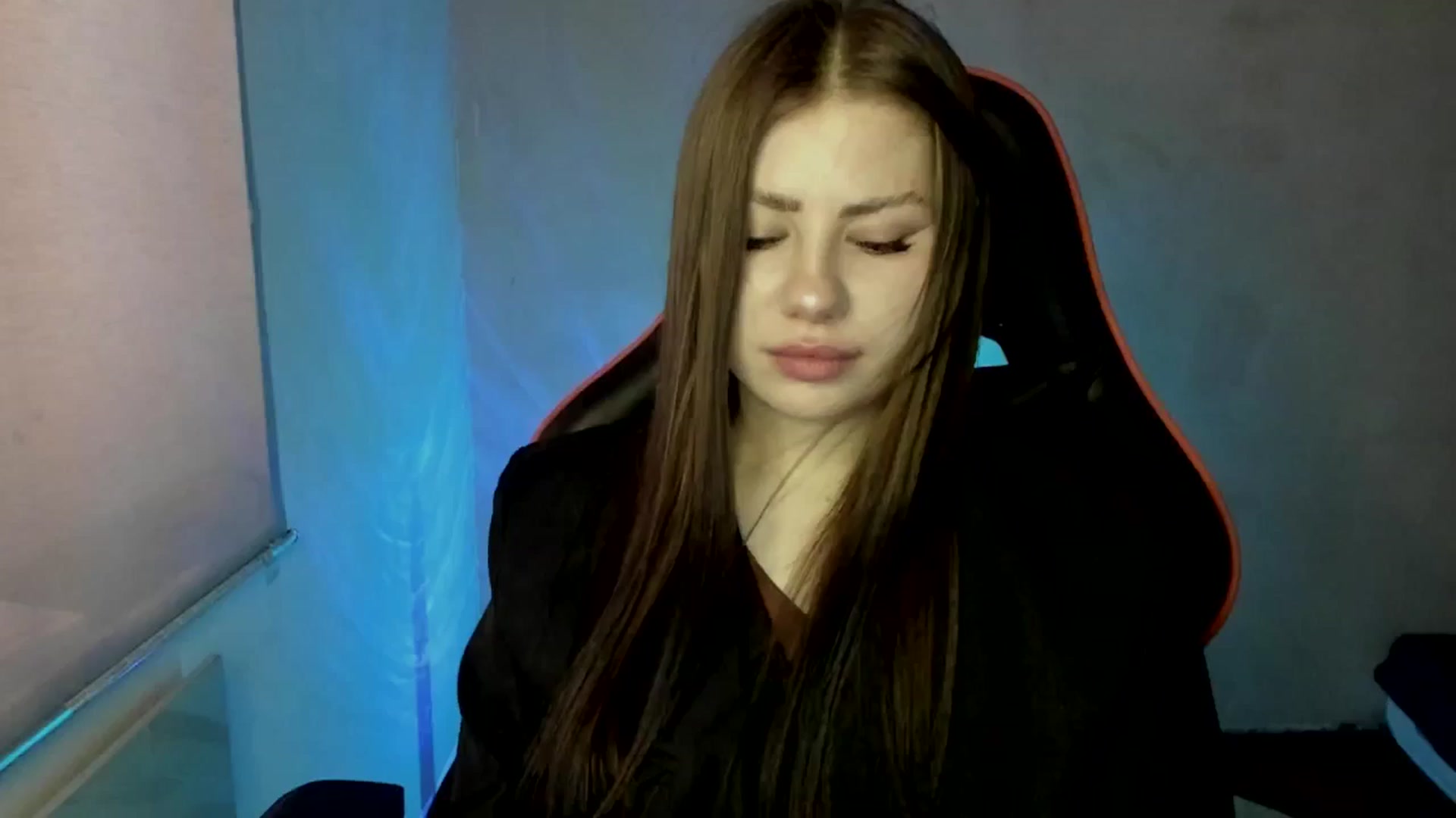 Gallery image thumbnail from FlyingDream's myfreecams stream on, 06/02/2025, 12:28 image 10 of 20
