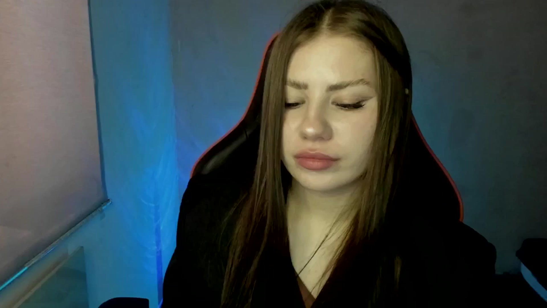 Gallery image thumbnail from FlyingDream's myfreecams stream on, 06/02/2025, 12:28 image 9 of 20