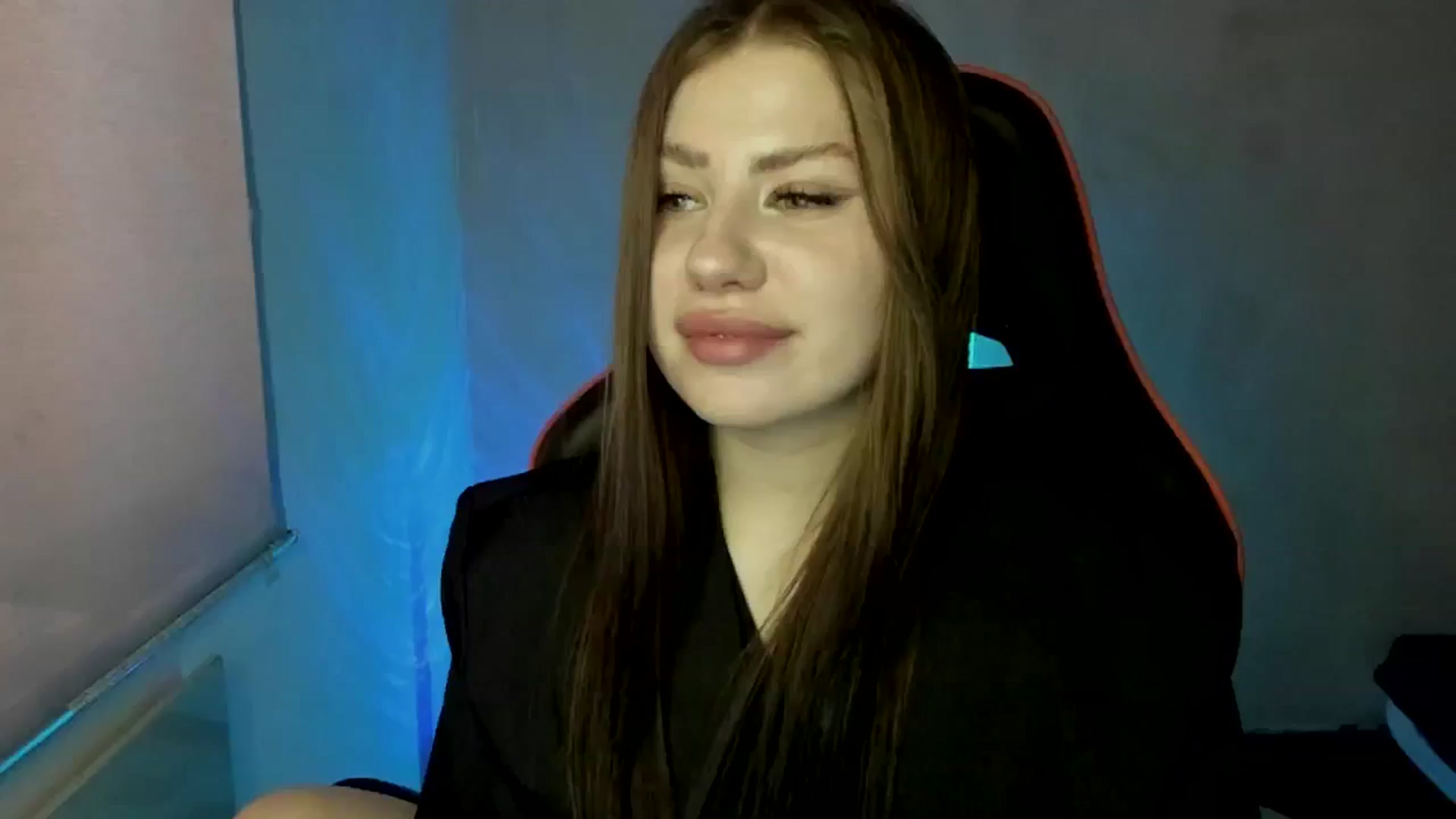 Gallery image thumbnail from FlyingDream's myfreecams stream on, 06/02/2025, 12:28 image 12 of 20