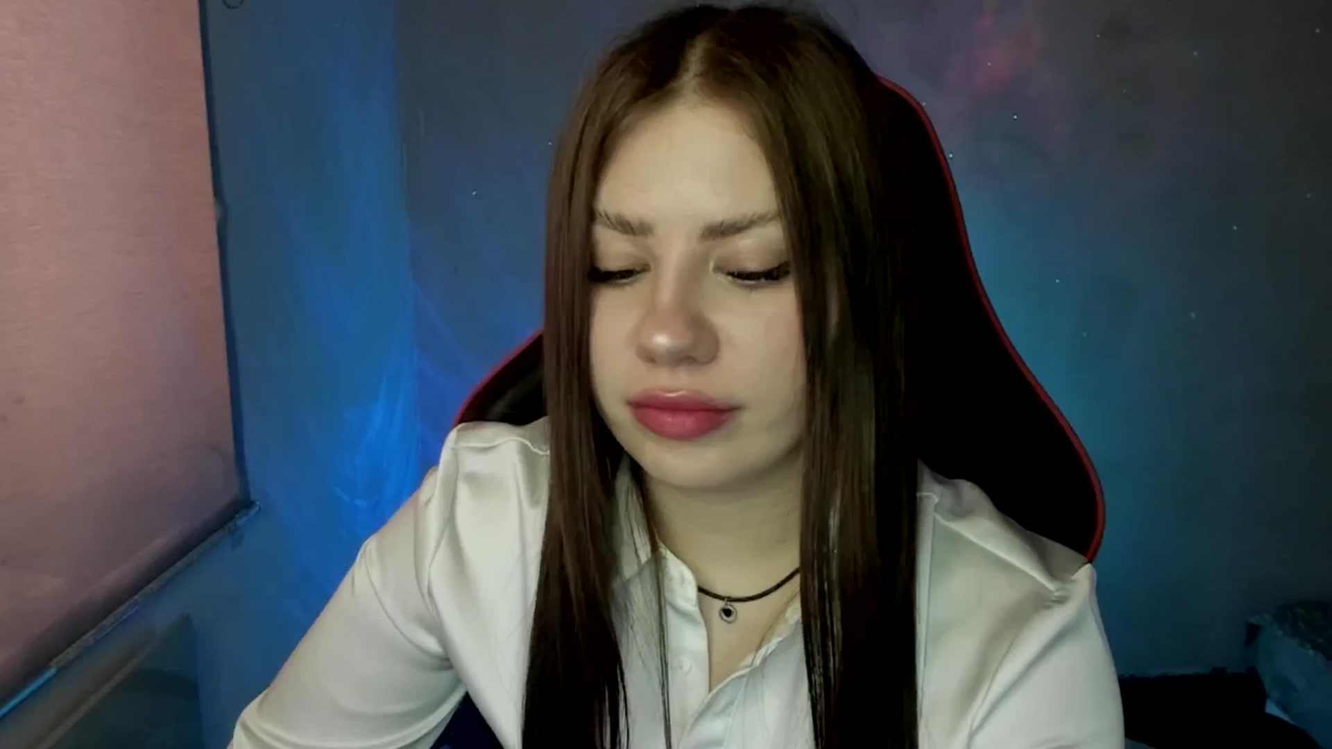 Gallery image thumbnail from FlyingDream's myfreecams stream on, 06/04/2025, 11:13 image 16 of 20
