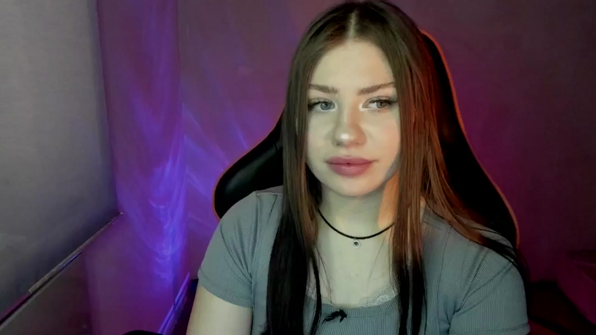 Gallery image thumbnail from FlyingDream's myfreecams stream on, 06/07/2025, 12:52 image 12 of 20