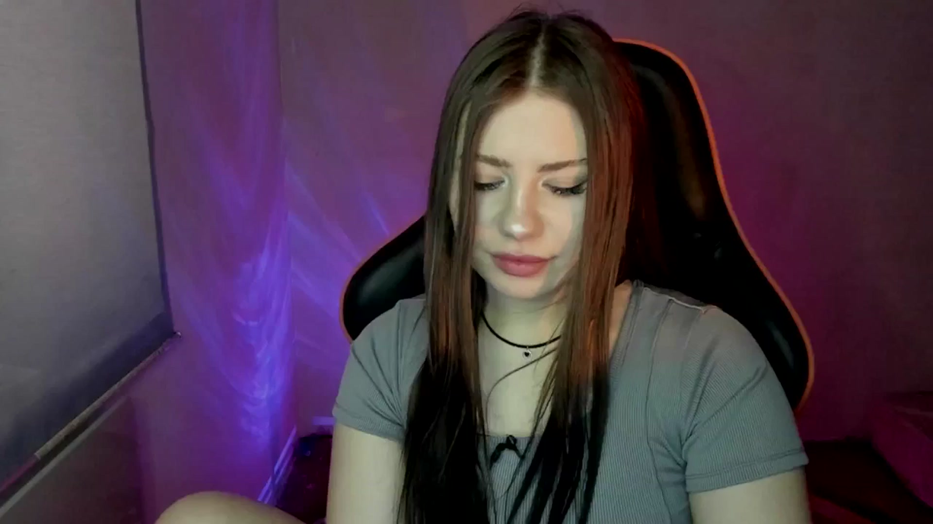 Gallery image thumbnail from FlyingDream's myfreecams stream on, 06/07/2025, 12:52 image 18 of 20