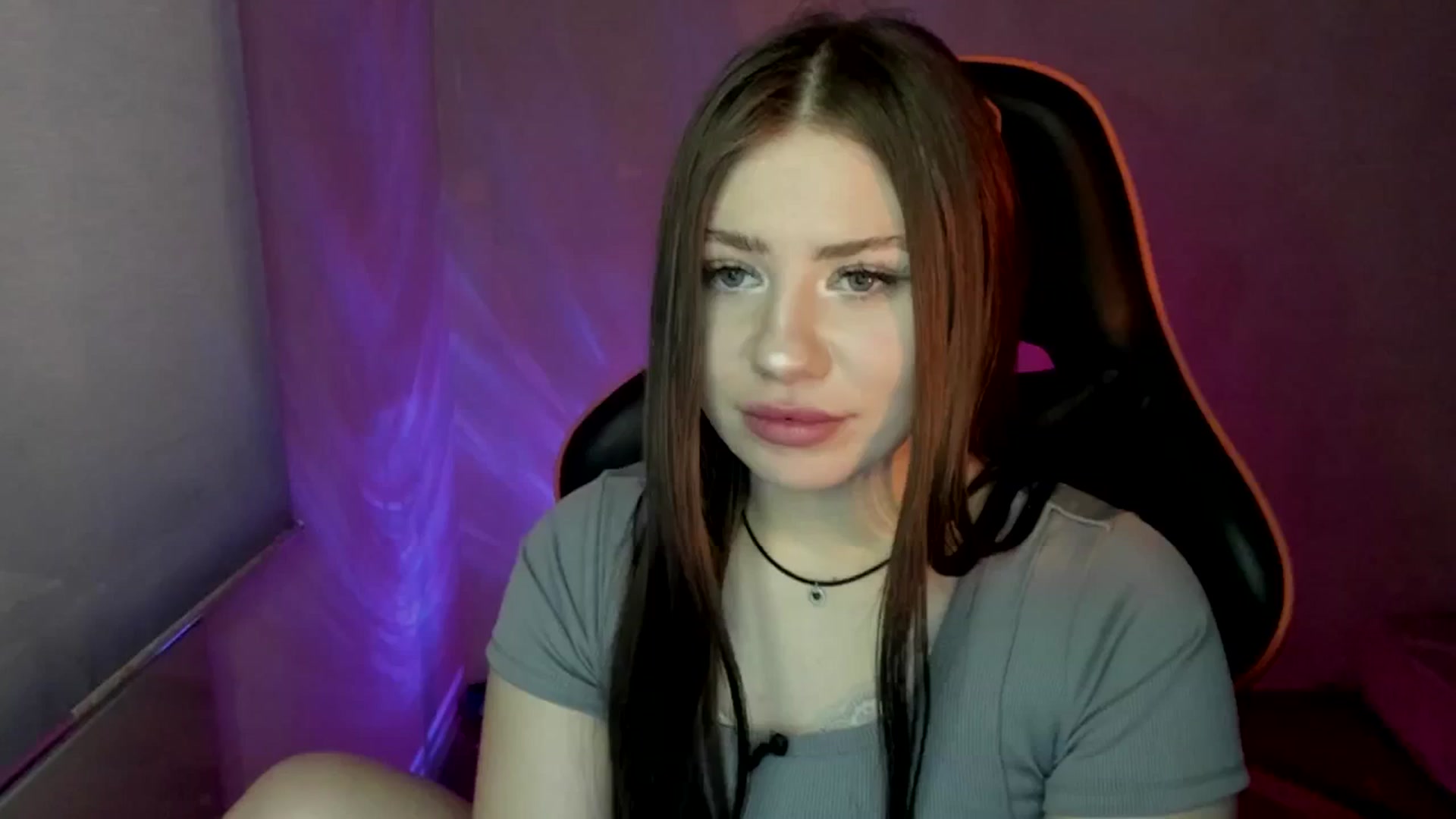 Gallery image thumbnail from FlyingDream's myfreecams stream on, 06/07/2025, 12:52 image 19 of 20