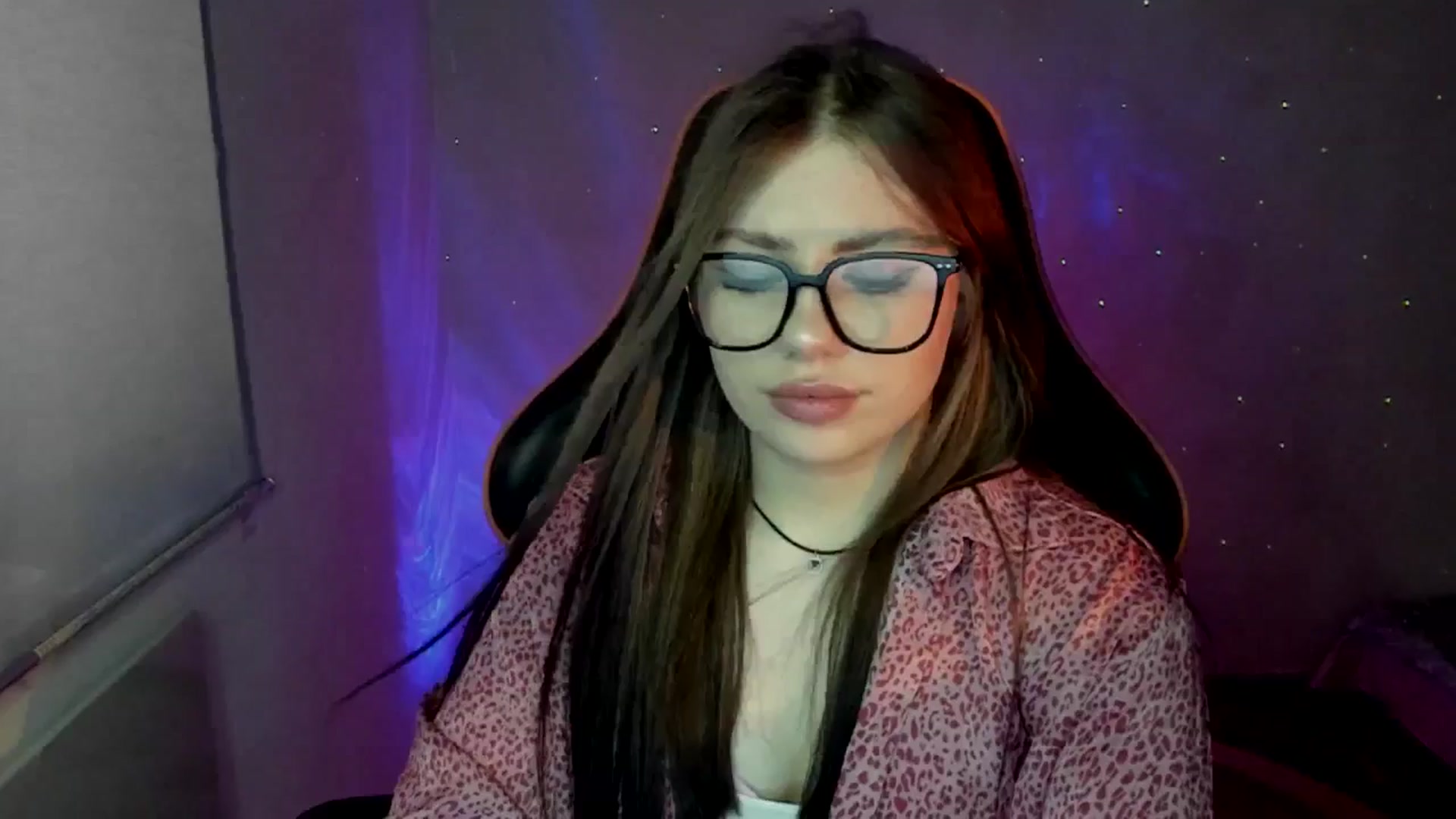 Gallery image thumbnail from FlyingDream's myfreecams stream on, 06/09/2025, 11:38 image 11 of 20