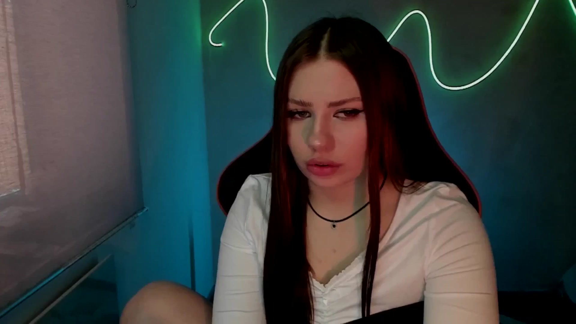 Gallery image thumbnail from FlyingDream's myfreecams stream on, 06/11/2025, 11:33 image 4 of 20