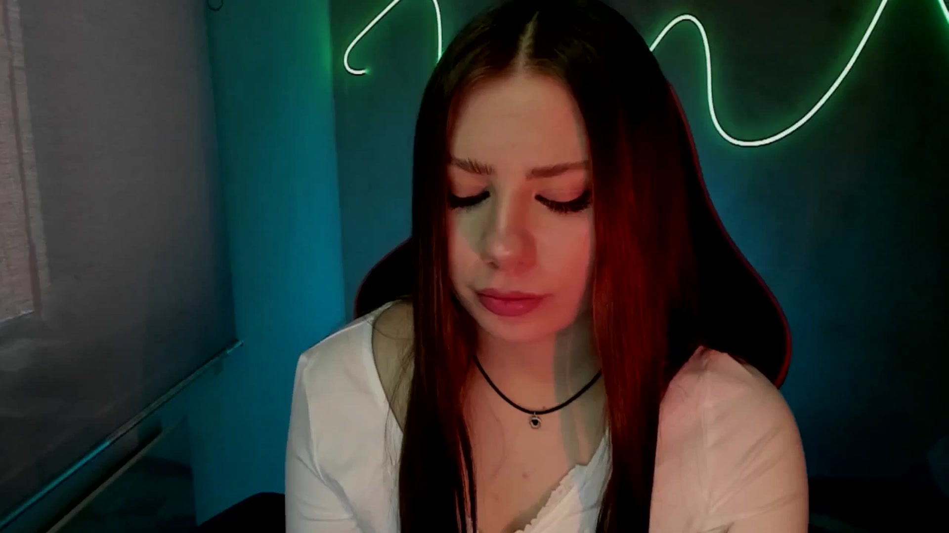 Gallery image thumbnail from FlyingDream's myfreecams stream on, 06/11/2025, 11:33 image 12 of 20