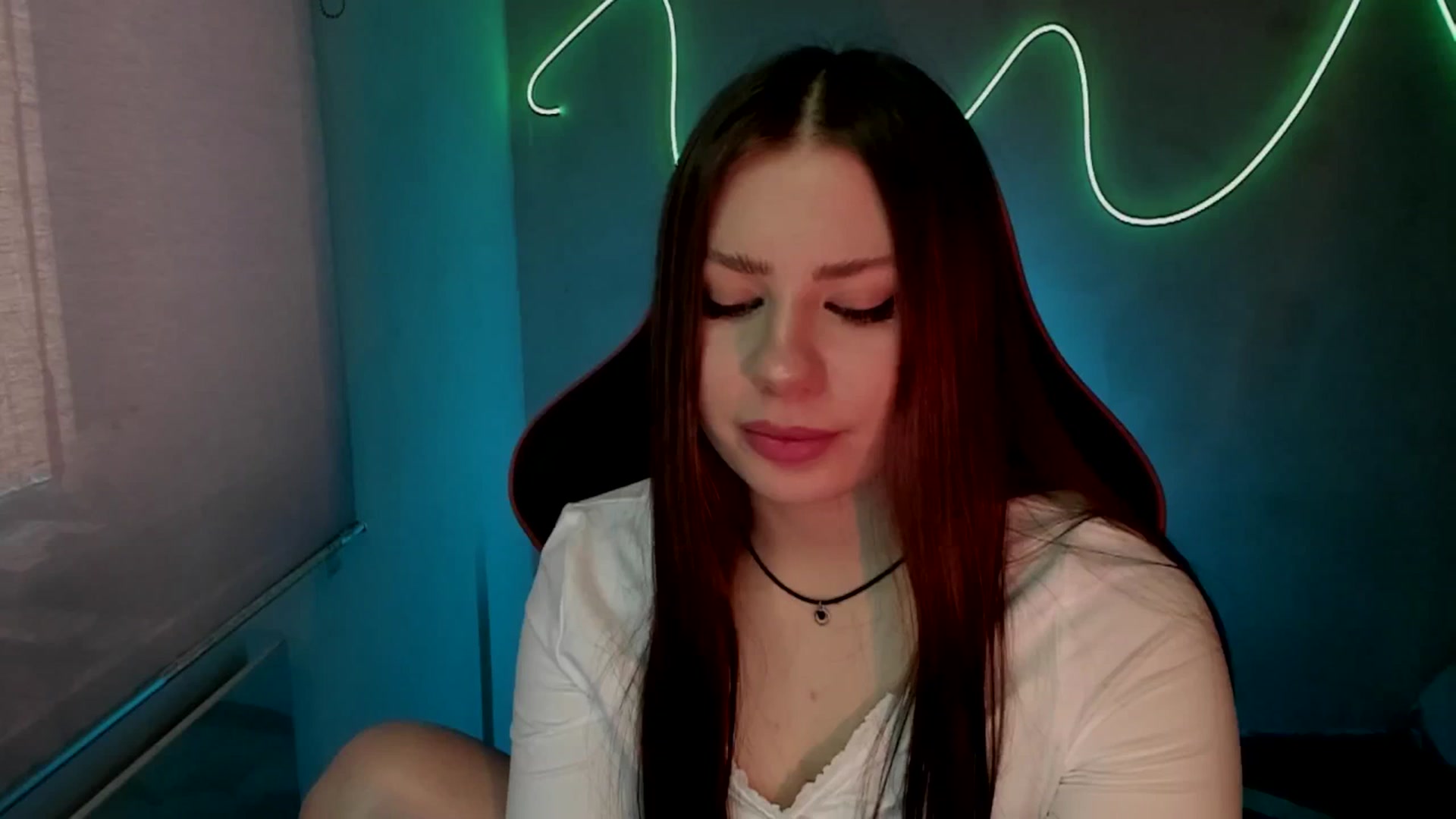 Gallery image thumbnail from FlyingDream's myfreecams stream on, 06/11/2025, 11:33 image 14 of 20