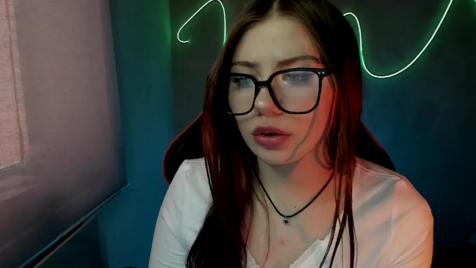 Gallery image thumbnail from FlyingDream's myfreecams stream on, 06/12/2025, 11:15 image 7 of 20