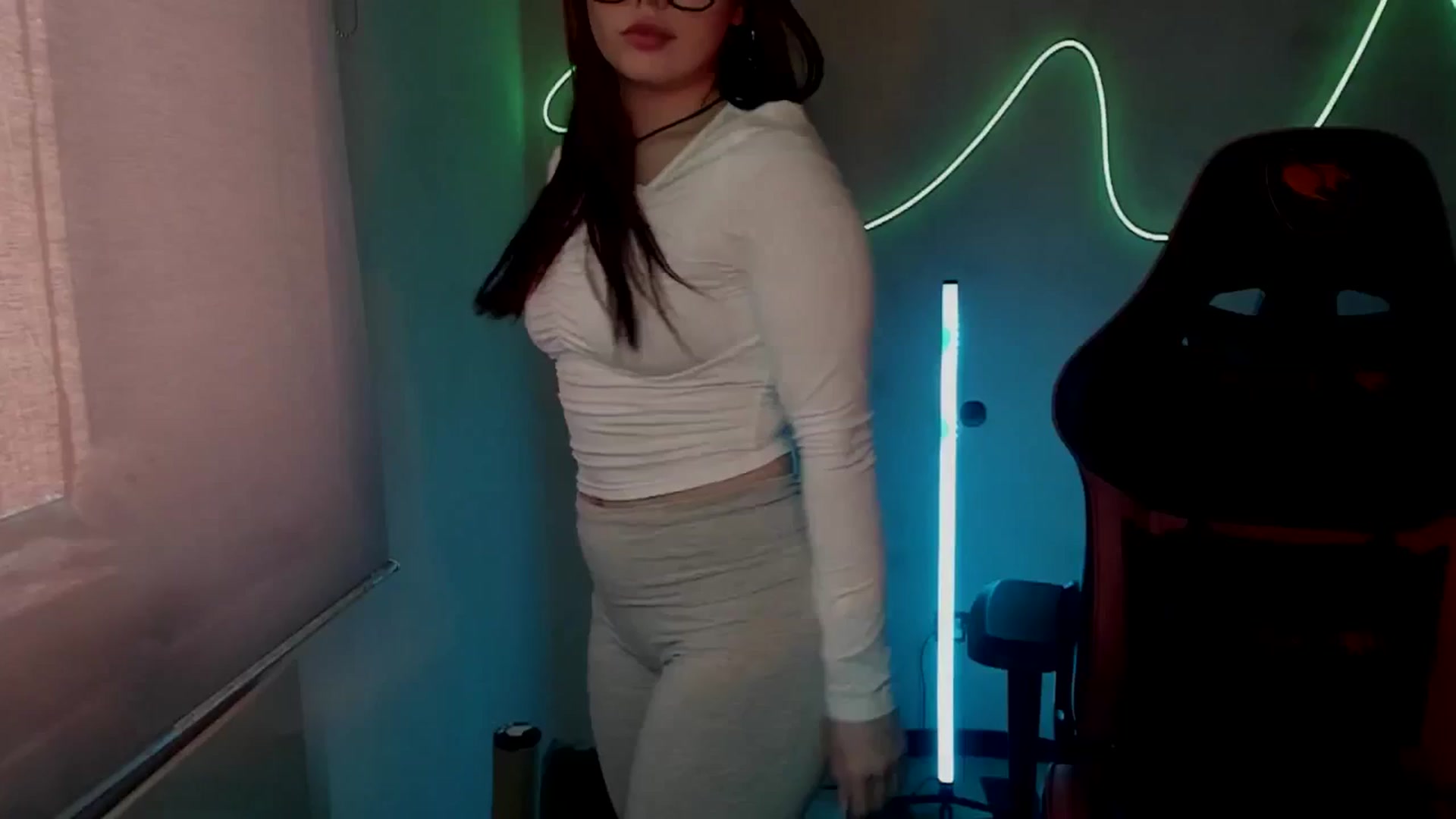 Gallery image thumbnail from FlyingDream's myfreecams stream on, 06/12/2025, 11:15 image 4 of 20