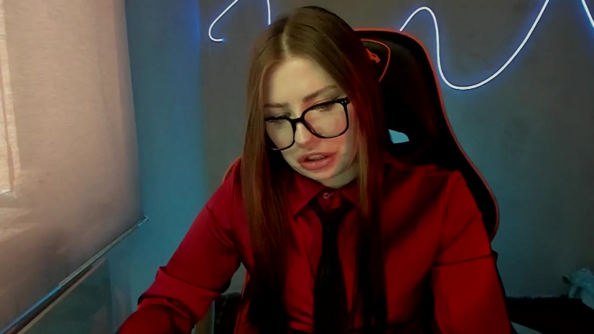 Gallery image thumbnail from FlyingDream's myfreecams stream on, 06/13/2025, 10:29 image 7 of 20