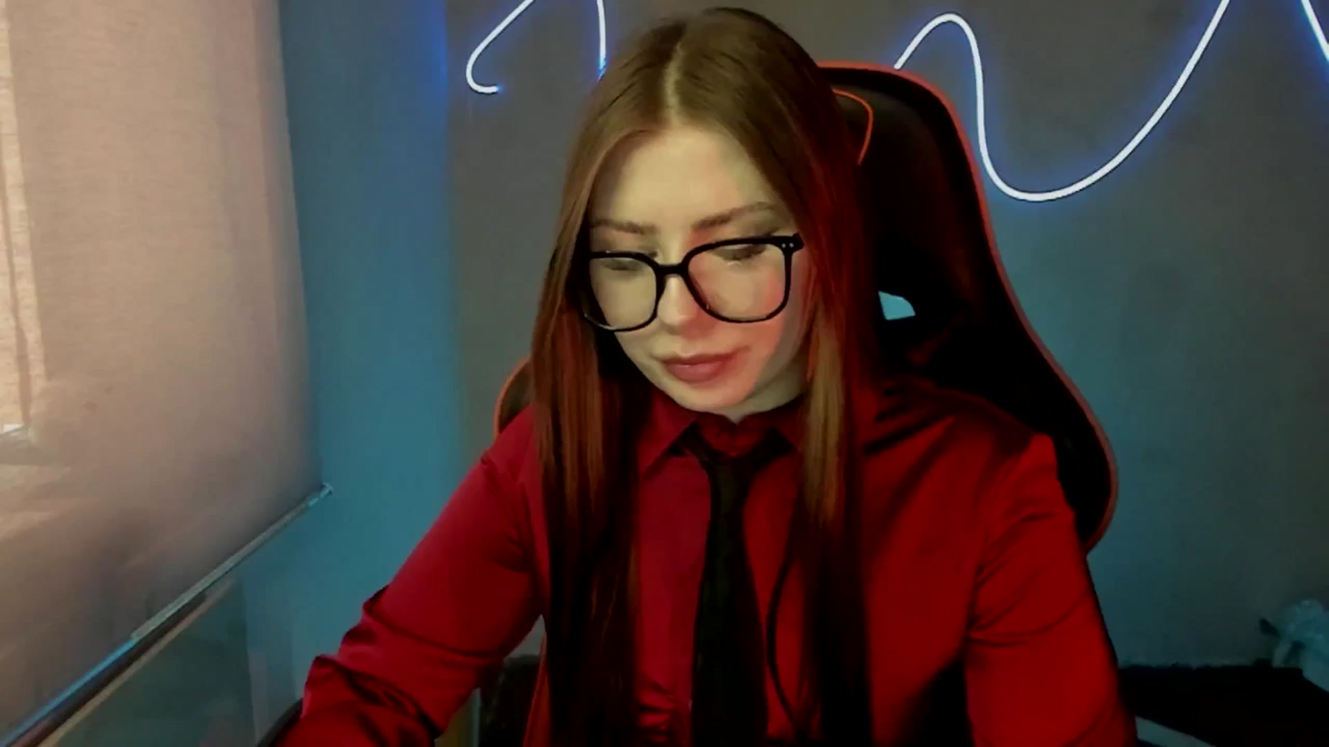 Gallery image thumbnail from FlyingDream's myfreecams stream on, 06/13/2025, 10:29 image 6 of 20