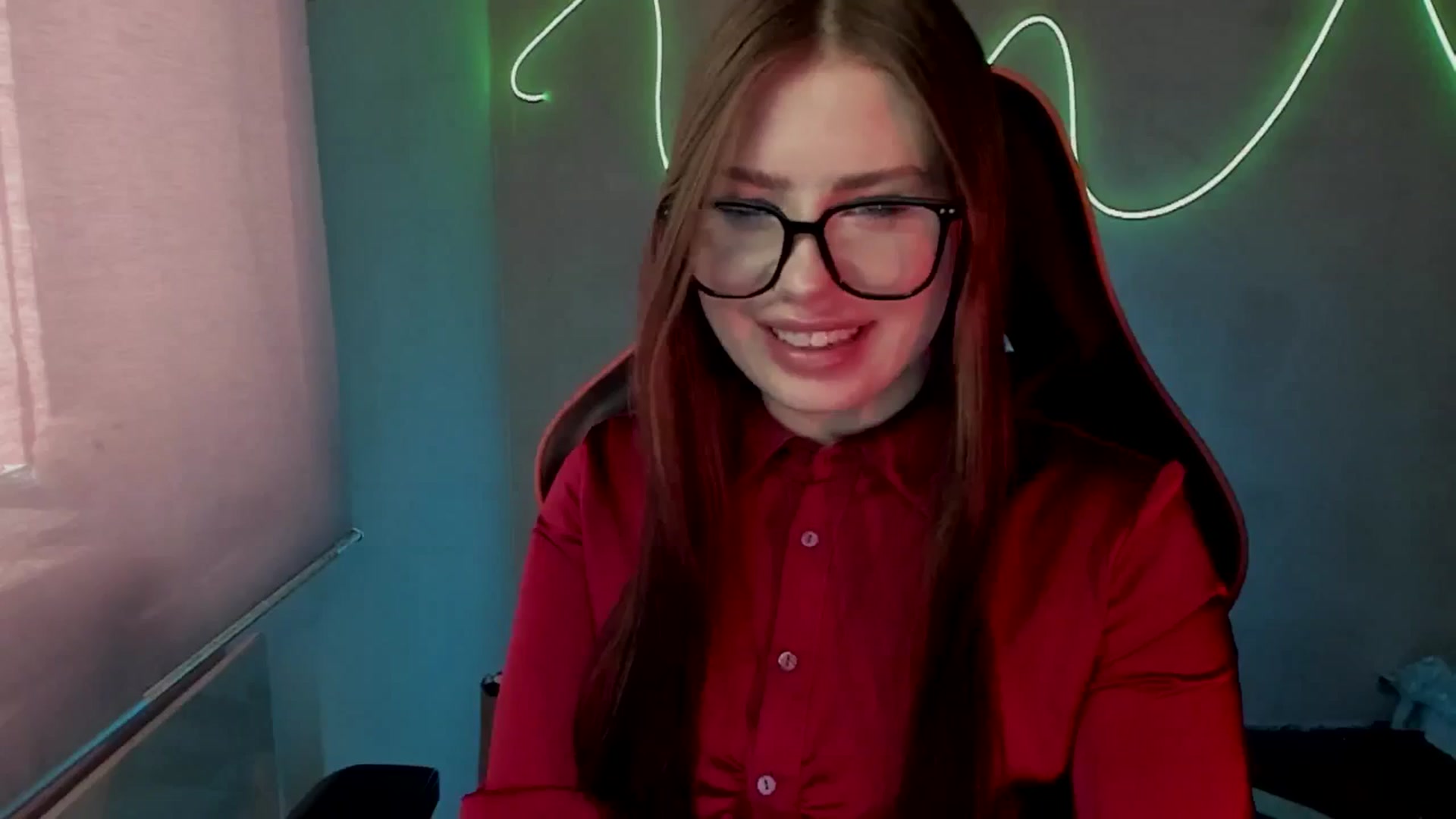 Gallery image thumbnail from FlyingDream's myfreecams stream on, 06/13/2025, 10:29 image 19 of 20
