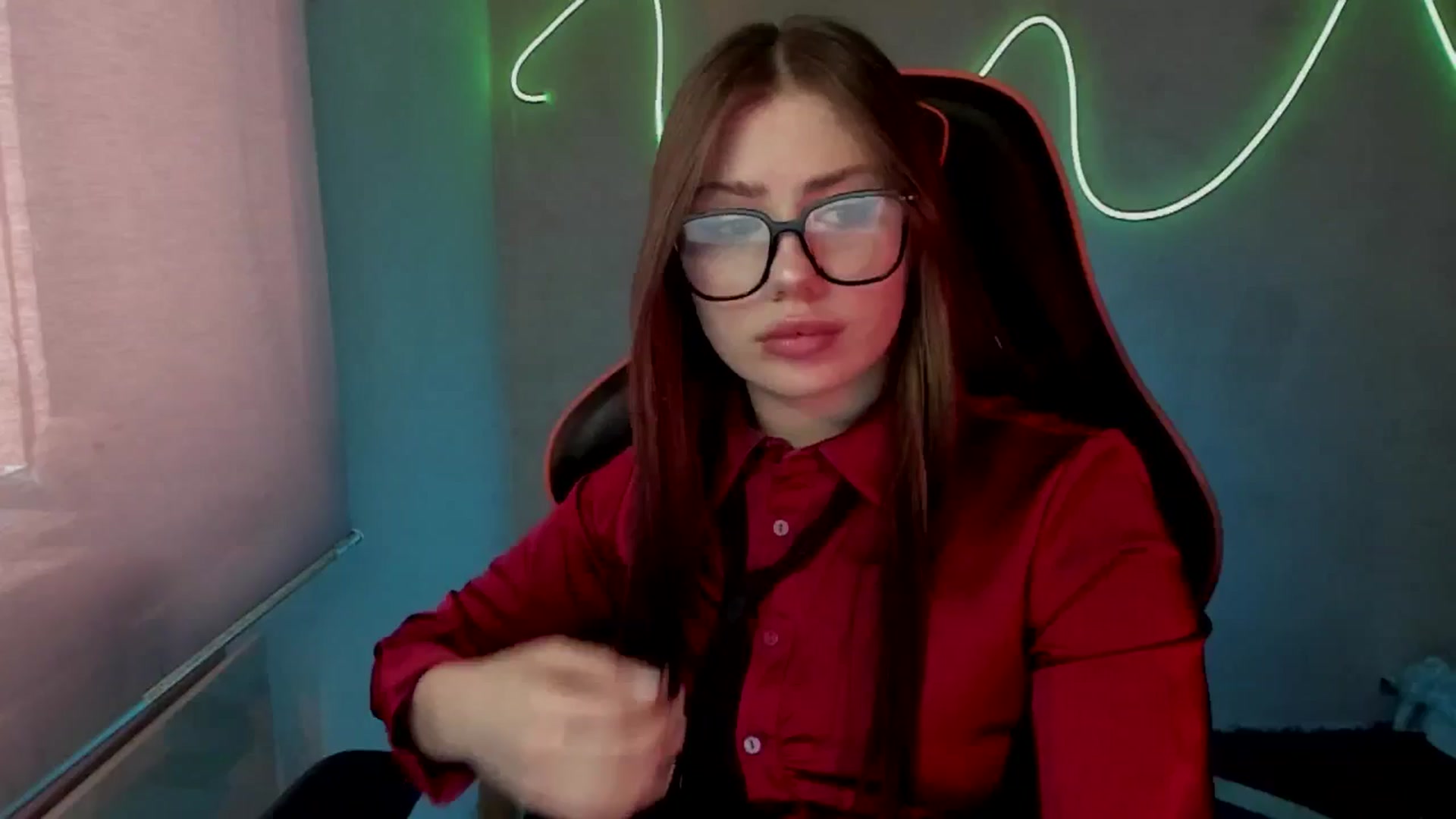 Gallery image thumbnail from FlyingDream's myfreecams stream on, 06/13/2025, 10:29 image 14 of 20