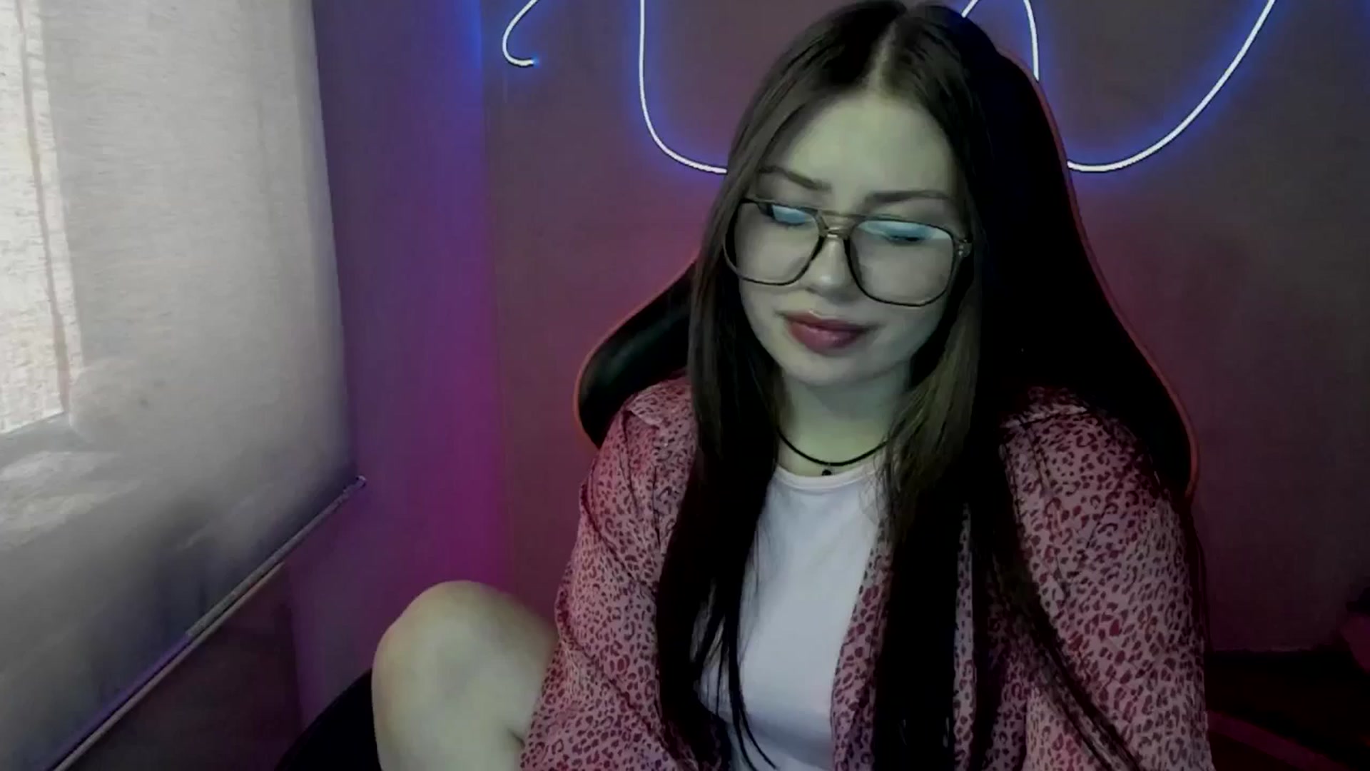 Gallery image thumbnail from FlyingDream's myfreecams stream on, 06/15/2025, 11:09 image 14 of 20