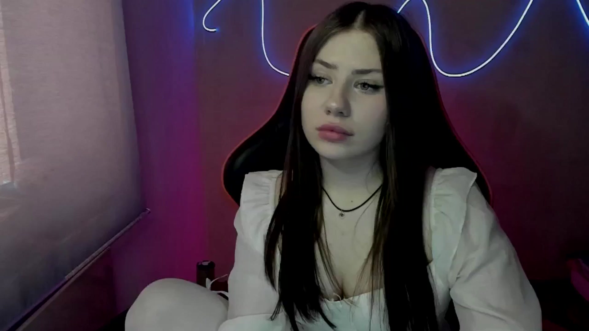 Gallery image thumbnail from FlyingDream's myfreecams stream on, 06/16/2025, 10:59 image 3 of 20