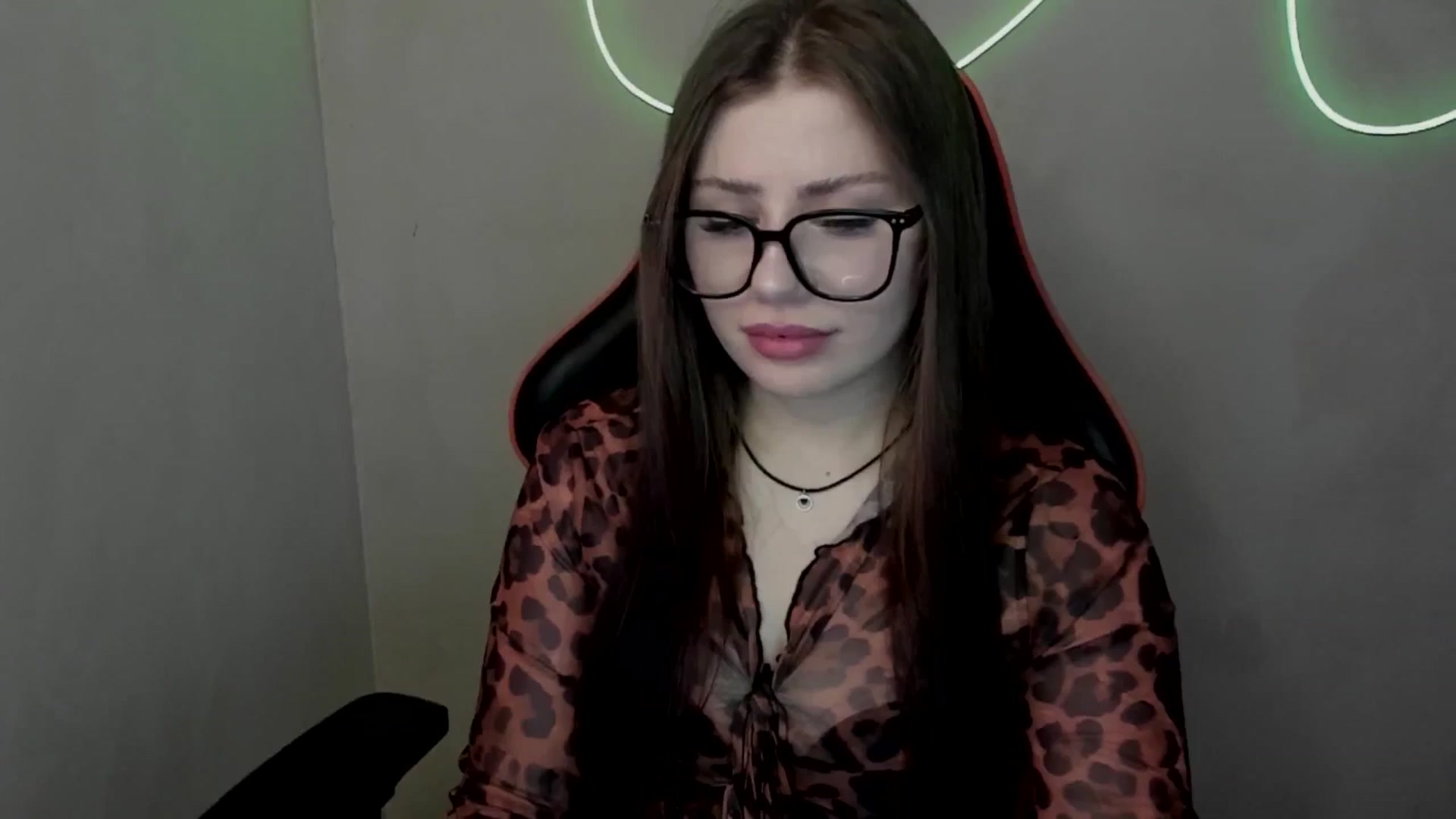 Gallery image thumbnail from FlyingDream's myfreecams stream on, 06/19/2025, 09:58 image 3 of 20