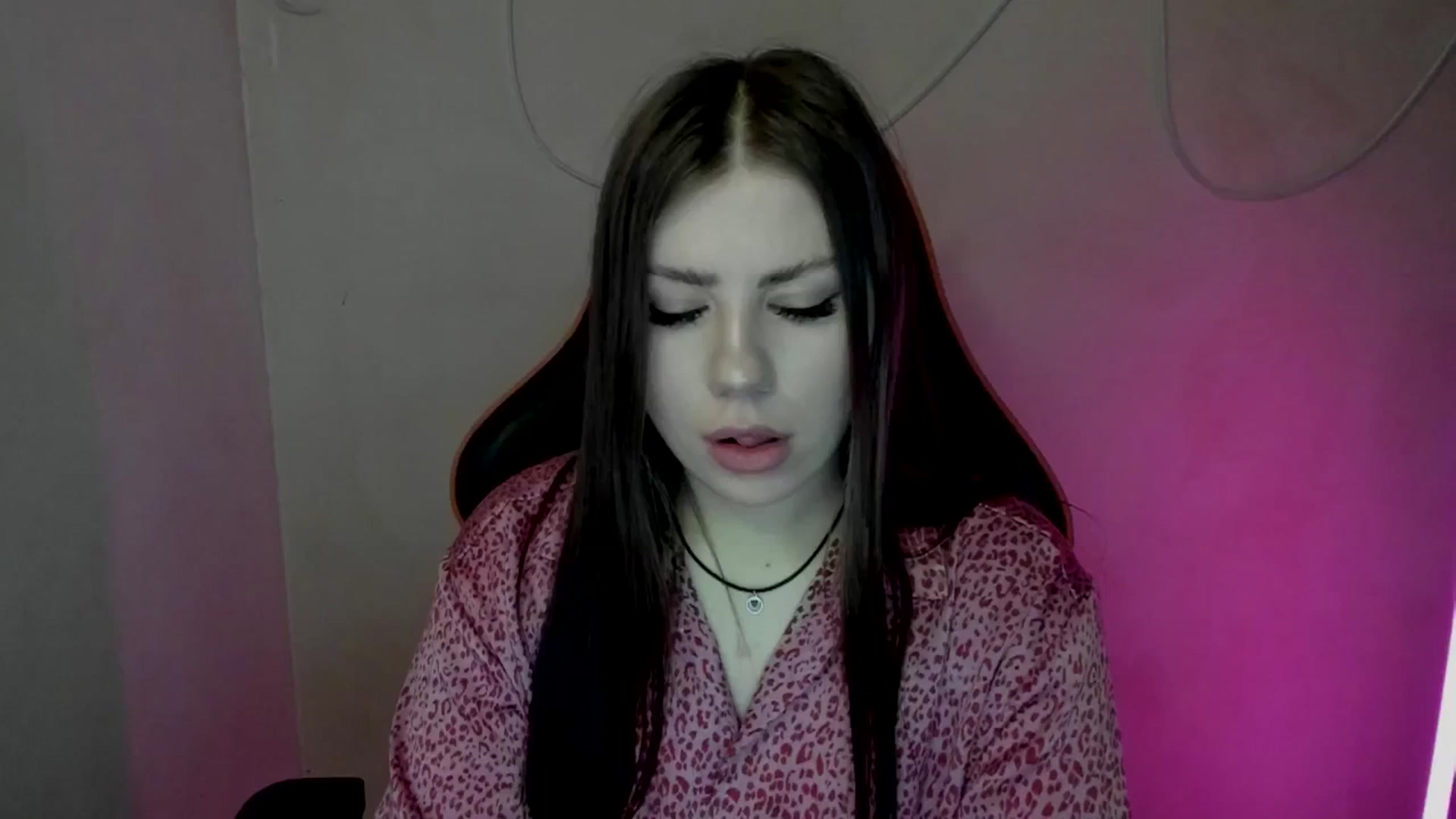 Gallery image thumbnail from FlyingDream's myfreecams stream on, 06/20/2025, 10:07 image 12 of 20