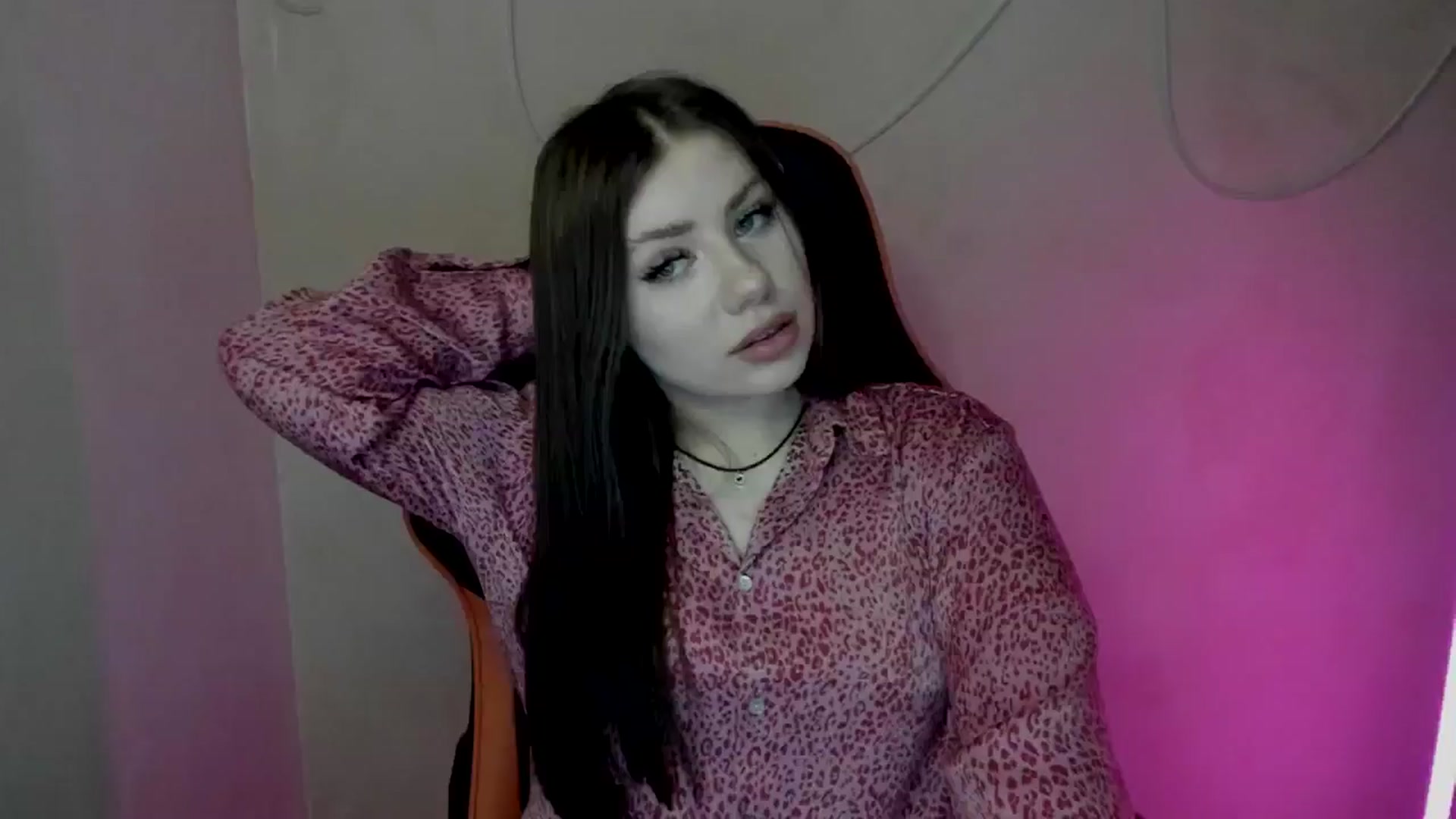 Gallery image thumbnail from FlyingDream's myfreecams stream on, 06/20/2025, 10:07 image 5 of 20