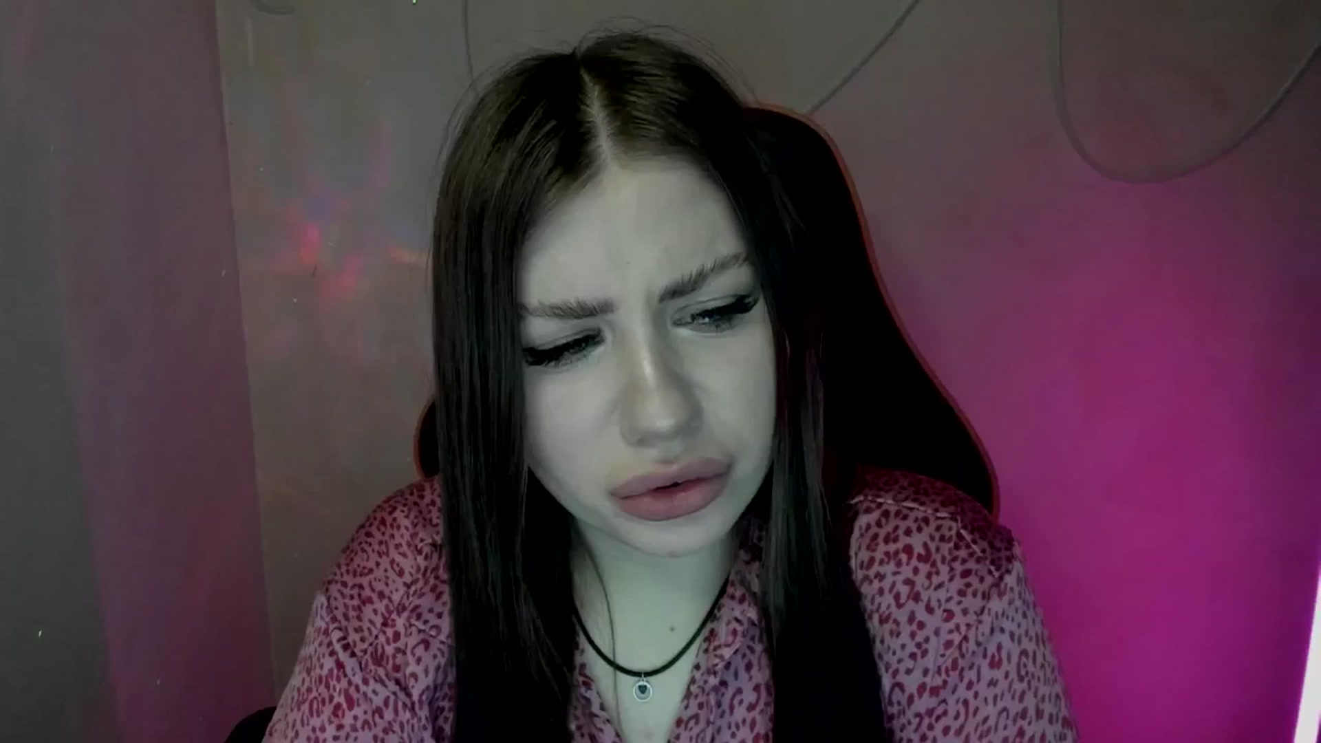 Gallery image thumbnail from FlyingDream's myfreecams stream on, 06/20/2025, 10:07 image 17 of 20