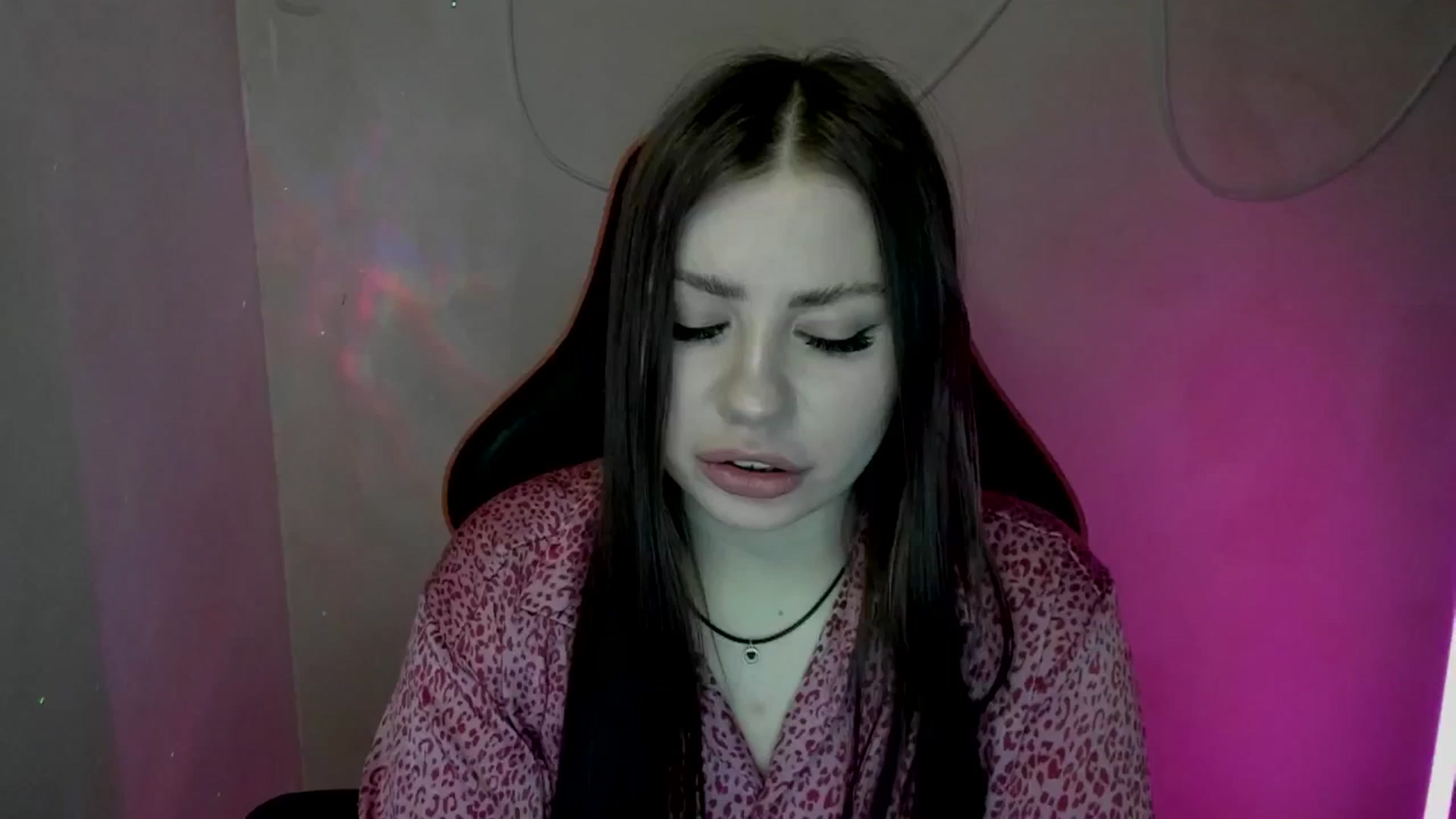 Gallery image thumbnail from FlyingDream's myfreecams stream on, 06/20/2025, 10:07 image 14 of 20
