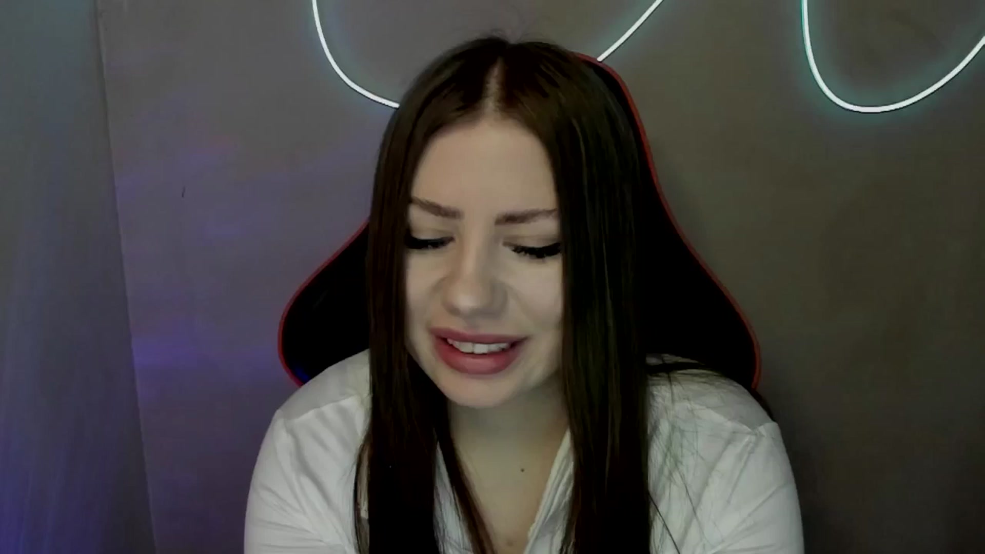 Gallery image thumbnail from FlyingDream's myfreecams stream on, 06/23/2025, 12:06 image 9 of 20