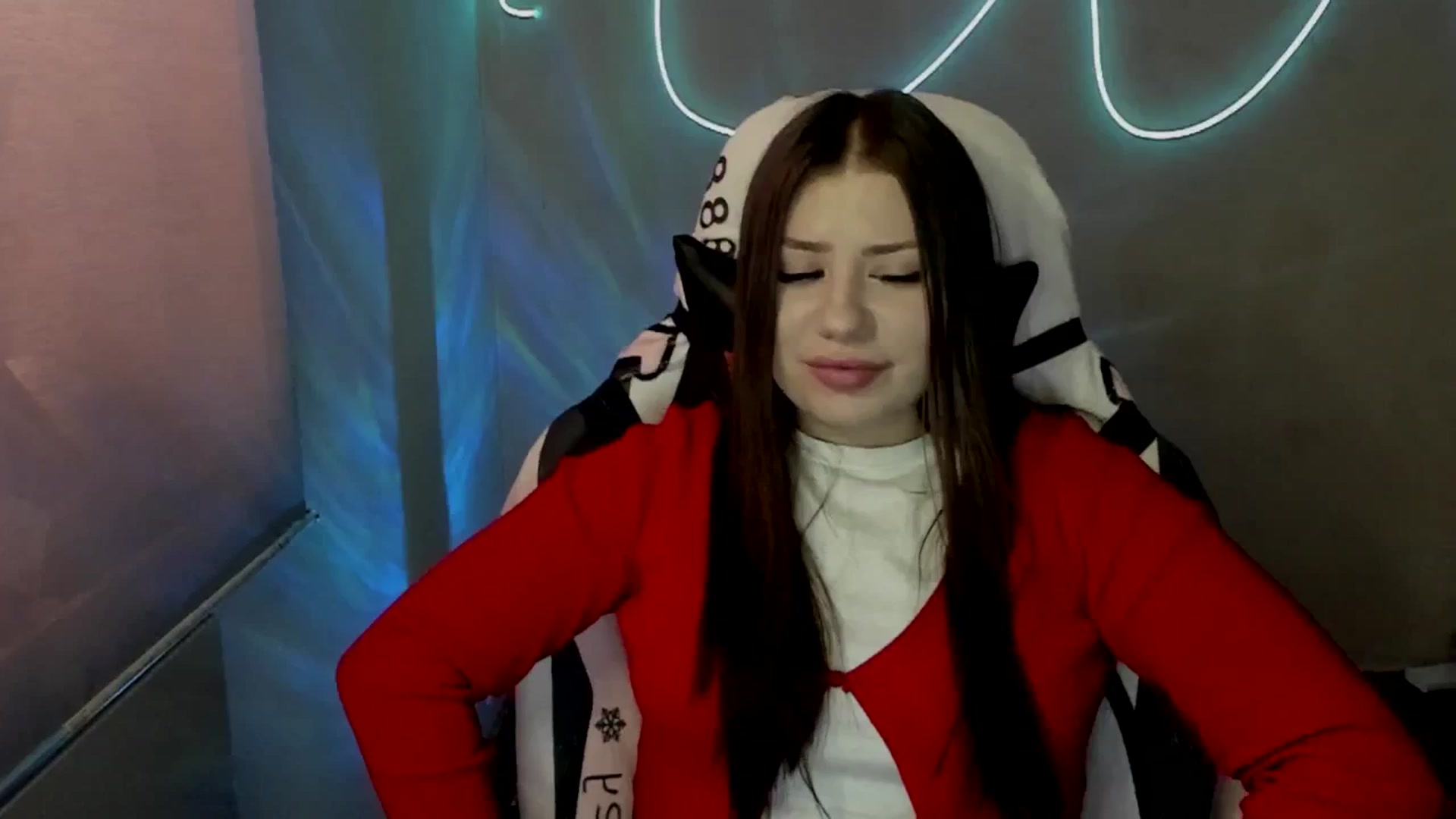 Gallery image thumbnail from FlyingDream's myfreecams stream on, 07/02/2025, 10:26 image 8 of 20