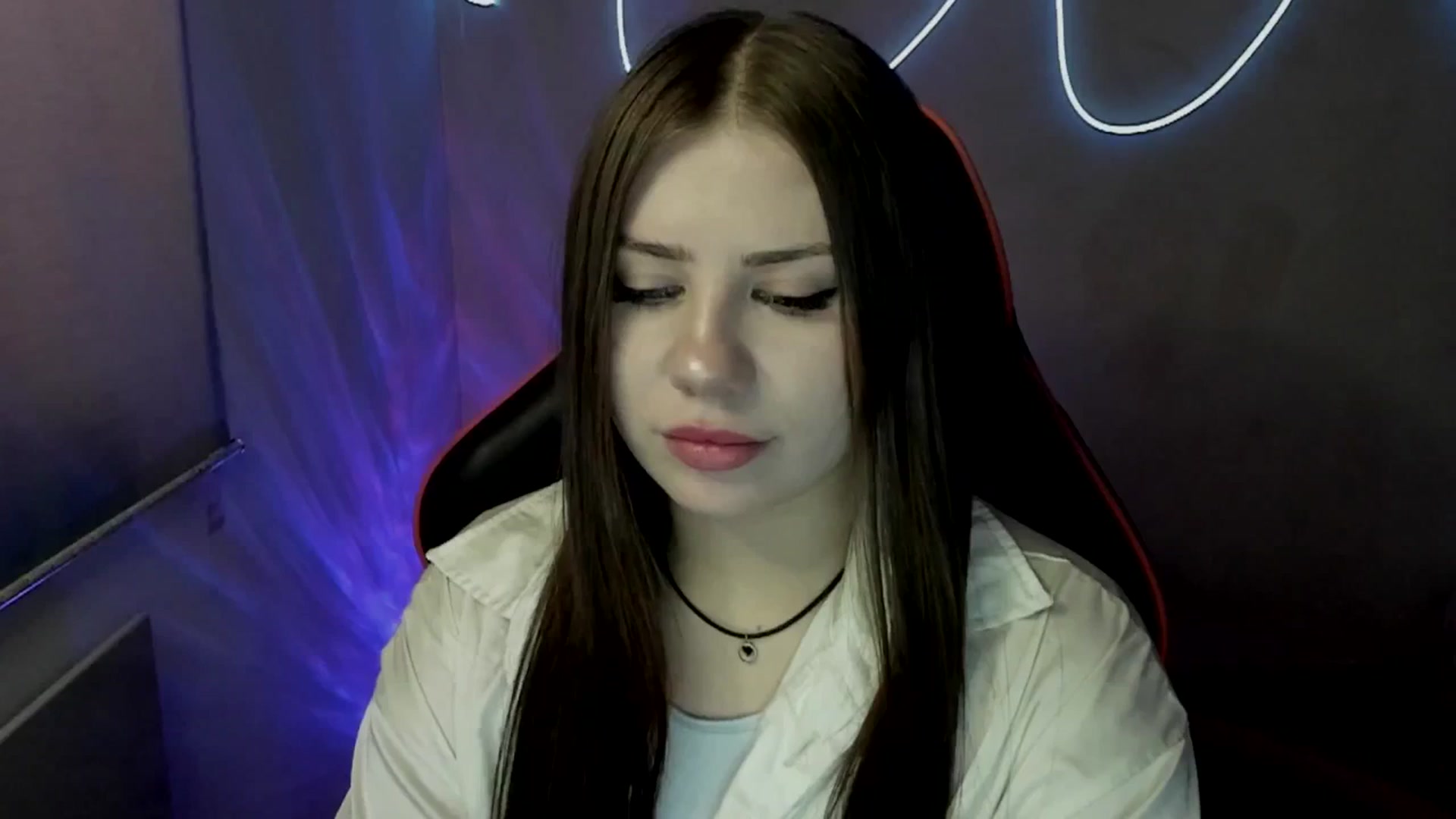 Gallery image thumbnail from FlyingDream's myfreecams stream on, 07/10/2025, 13:11 image 15 of 20