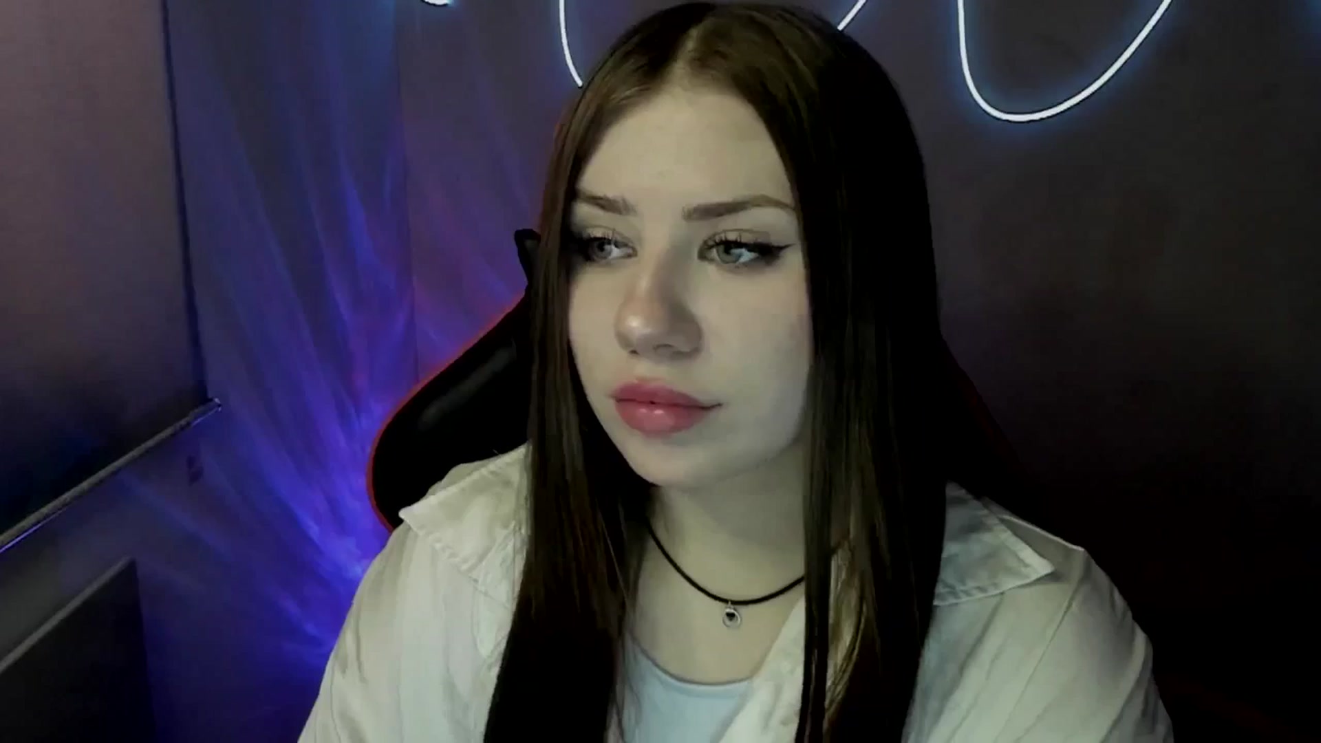 Gallery image thumbnail from FlyingDream's myfreecams stream on, 07/10/2025, 13:11 image 13 of 20