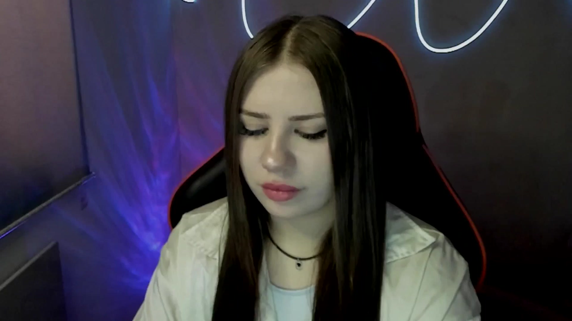 Gallery image thumbnail from FlyingDream's myfreecams stream on, 07/10/2025, 13:11 image 4 of 20