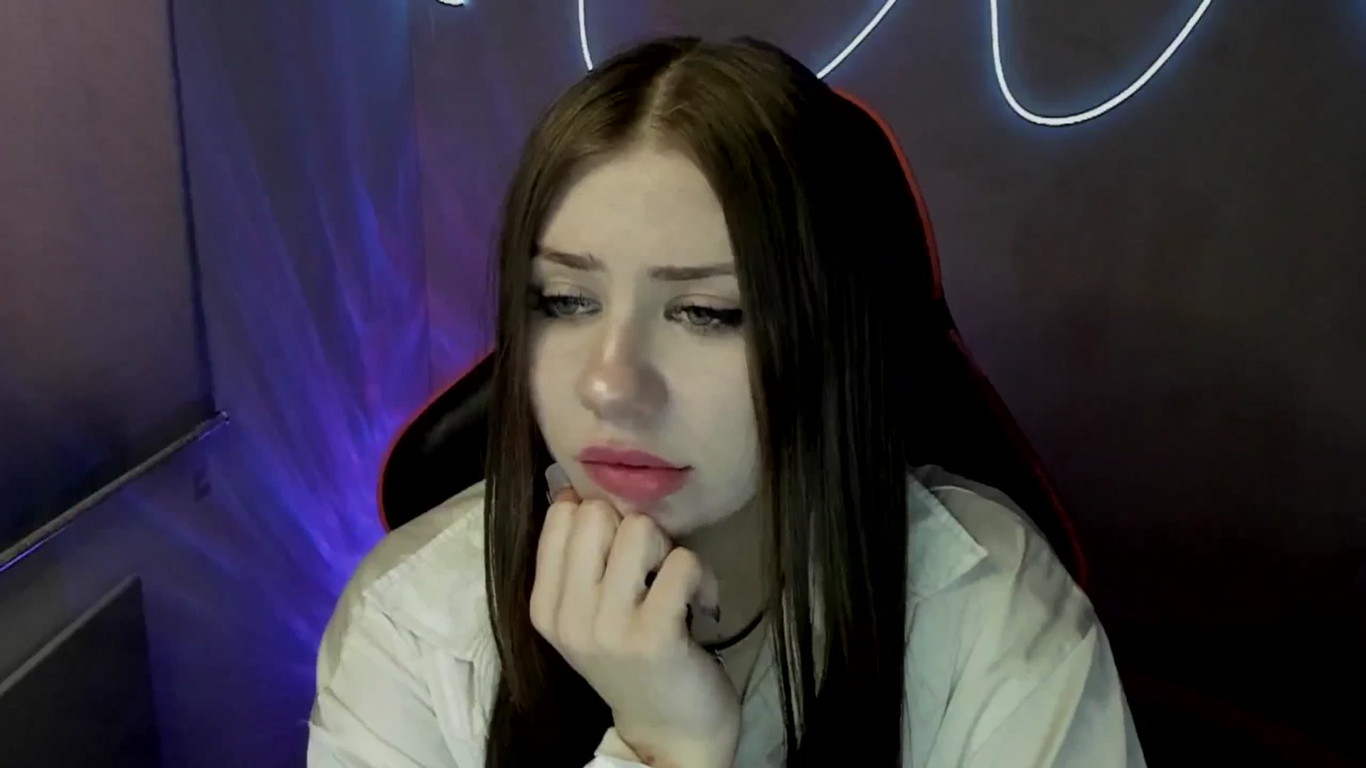 Gallery image thumbnail from FlyingDream's myfreecams stream on, 07/10/2025, 13:11 image 18 of 20