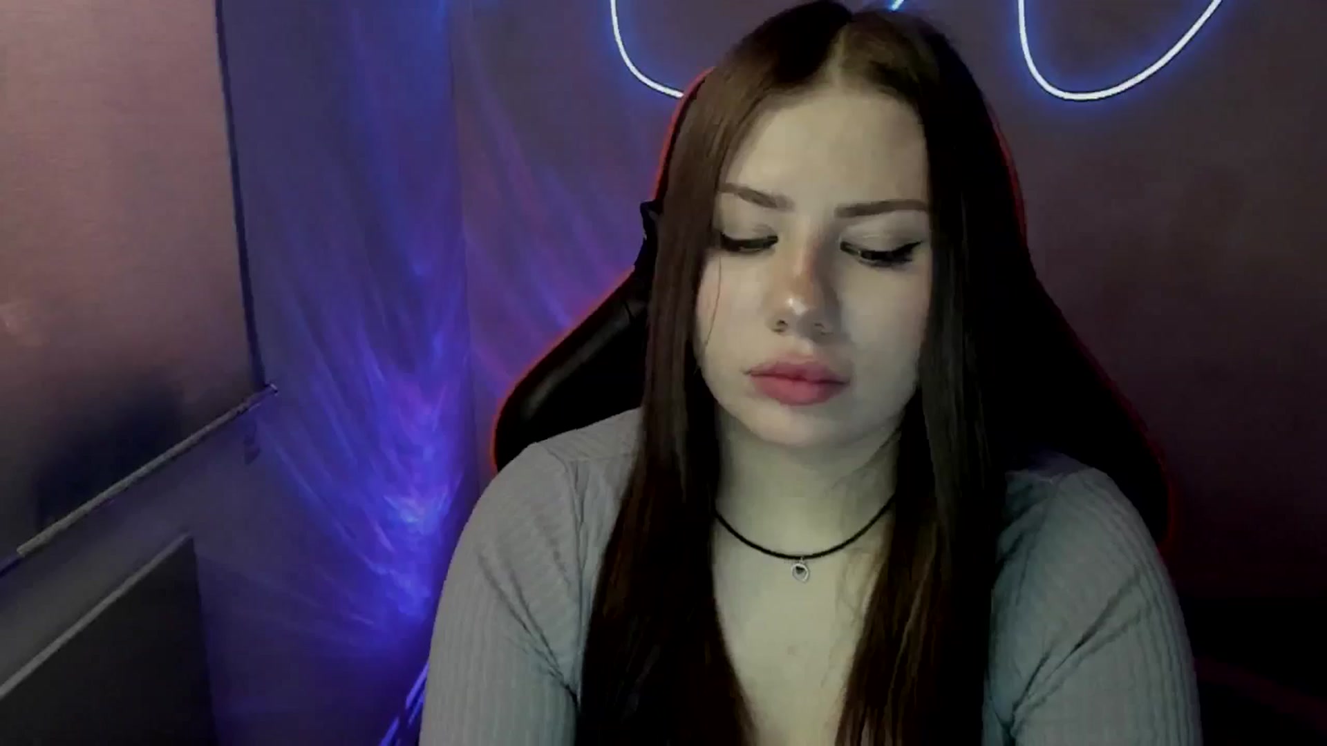 Gallery image thumbnail from FlyingDream's myfreecams stream on, 07/11/2025, 10:56 image 8 of 20