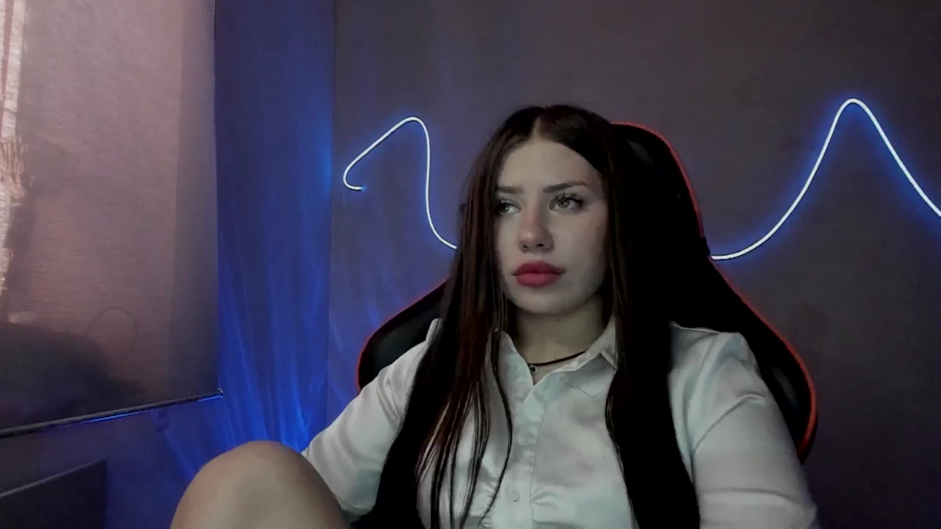 Gallery image thumbnail from FlyingDream's myfreecams stream on, 07/17/2025, 10:41 image 9 of 20