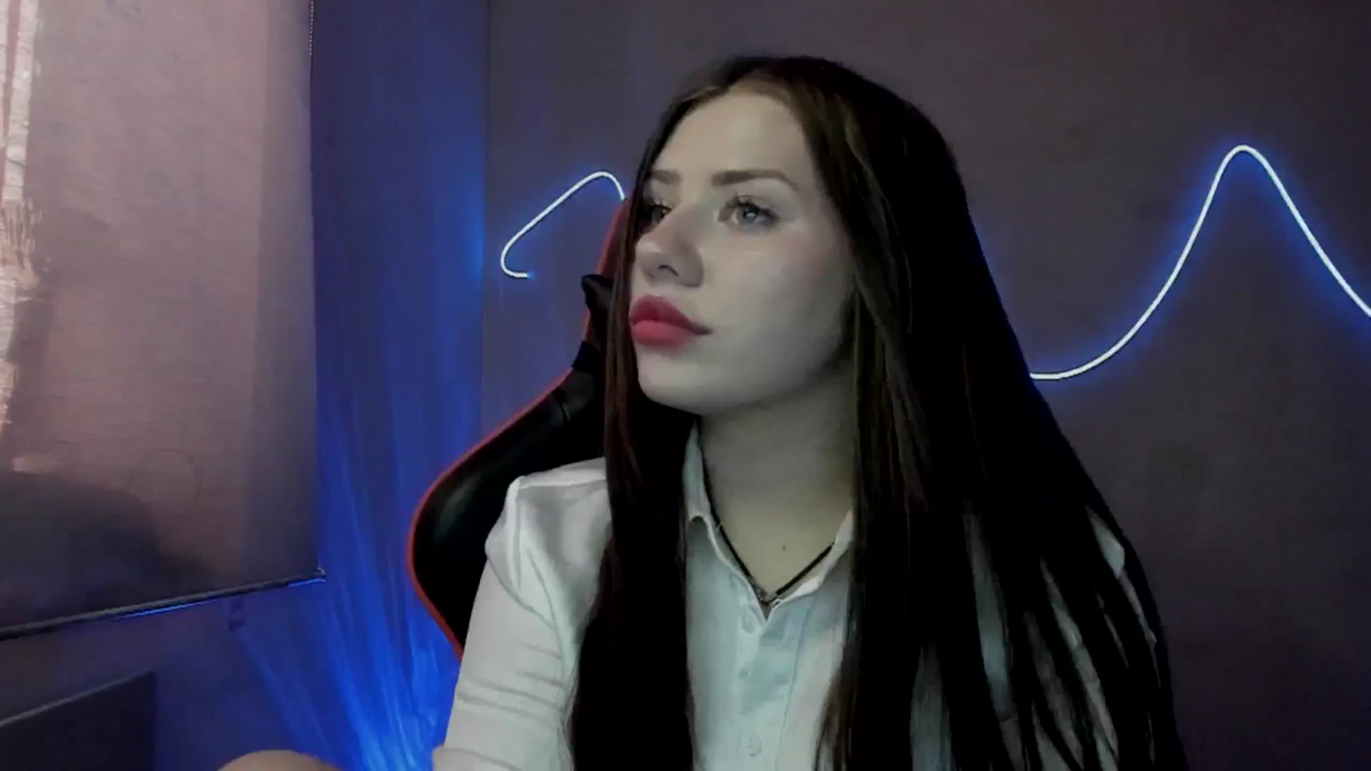 Gallery image thumbnail from FlyingDream's myfreecams stream on, 07/17/2025, 10:41 image 4 of 20
