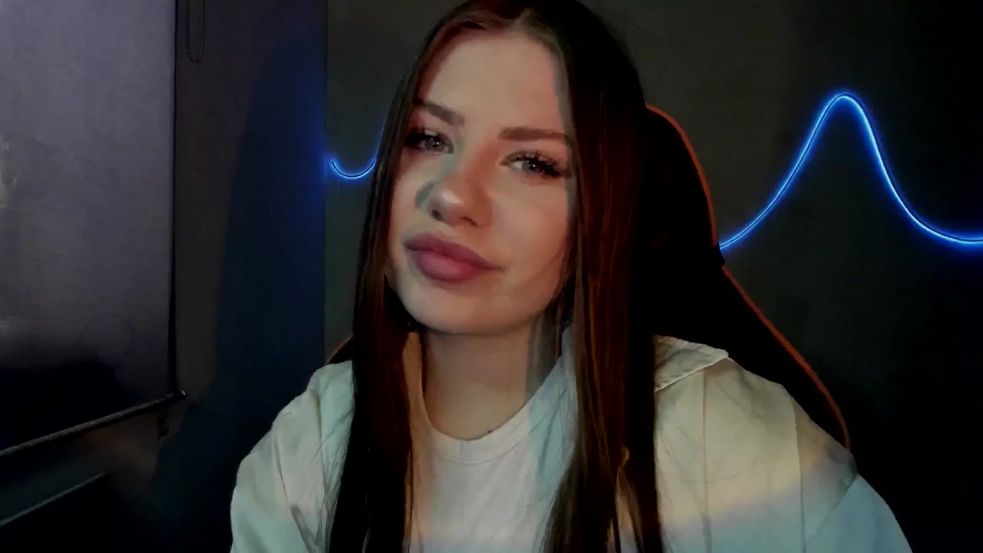 Gallery image thumbnail from FlyingDream's myfreecams stream on, 08/02/2025, 11:59 image 8 of 20
