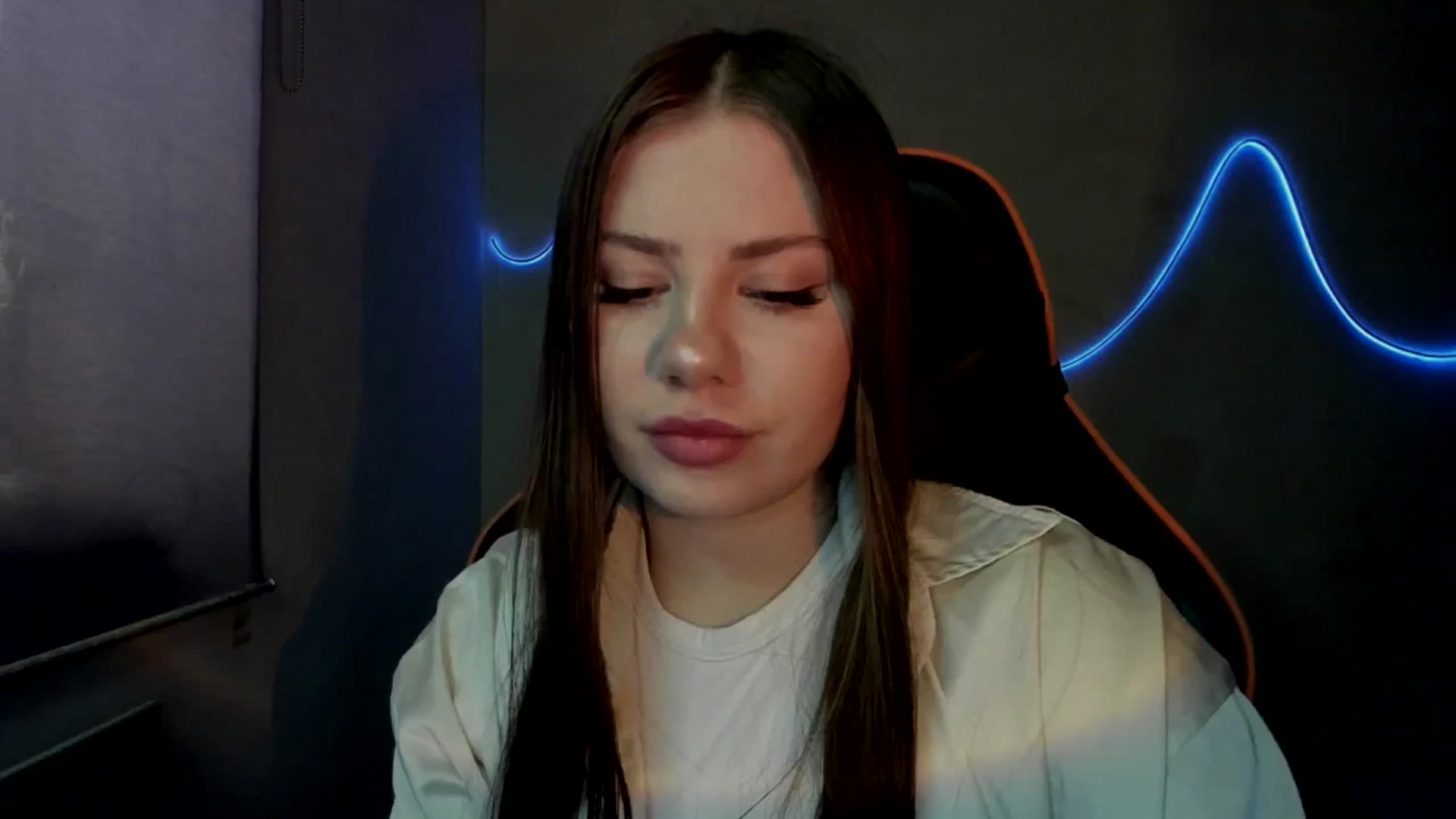 Gallery image thumbnail from FlyingDream's myfreecams stream on, 08/02/2025, 11:59 image 9 of 20