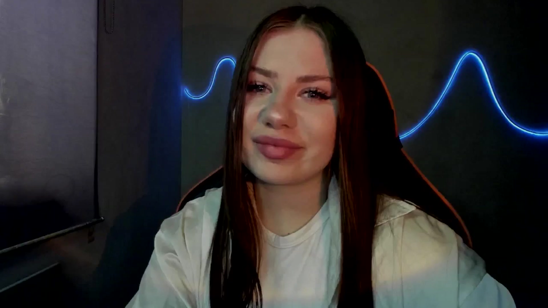 Gallery image thumbnail from FlyingDream's myfreecams stream on, 08/02/2025, 11:59 image 13 of 20