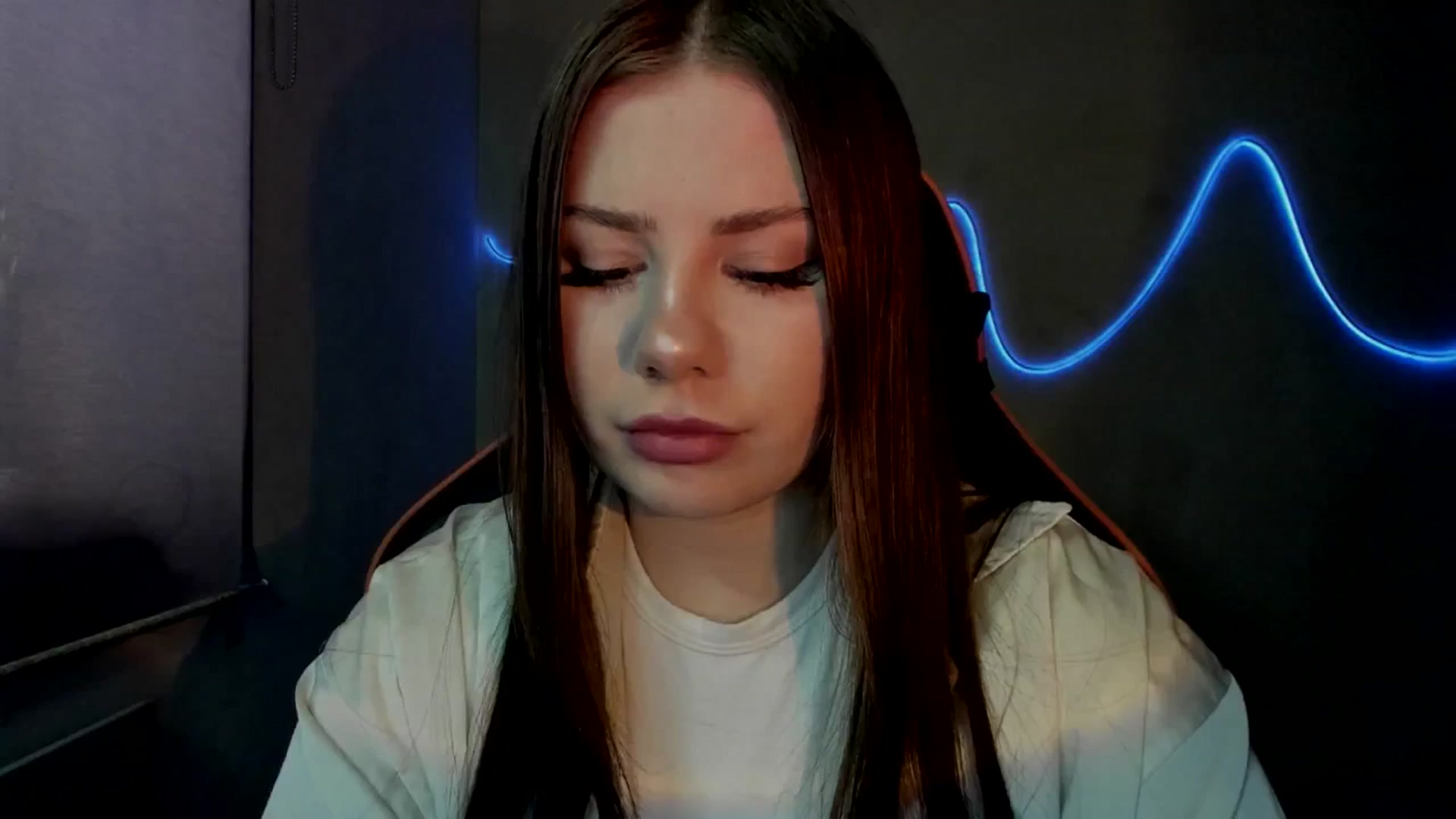 Gallery image thumbnail from FlyingDream's myfreecams stream on, 08/02/2025, 11:59 image 1 of 20