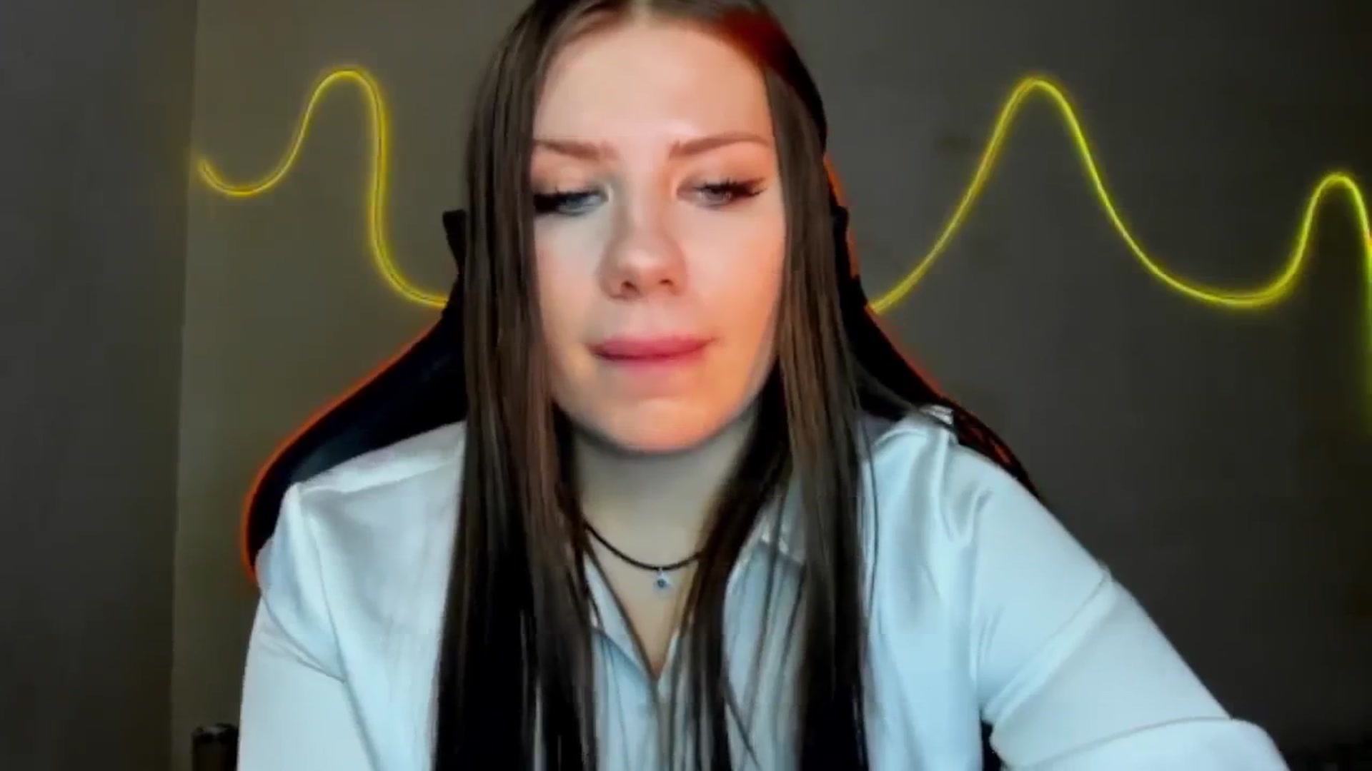 Gallery image thumbnail from FlyingDream's myfreecams stream on, 08/04/2025, 13:26 image 7 of 20