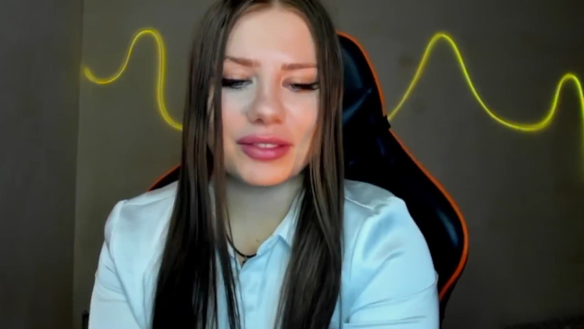 Gallery image thumbnail from FlyingDream's myfreecams stream on, 08/04/2025, 13:26 image 2 of 20