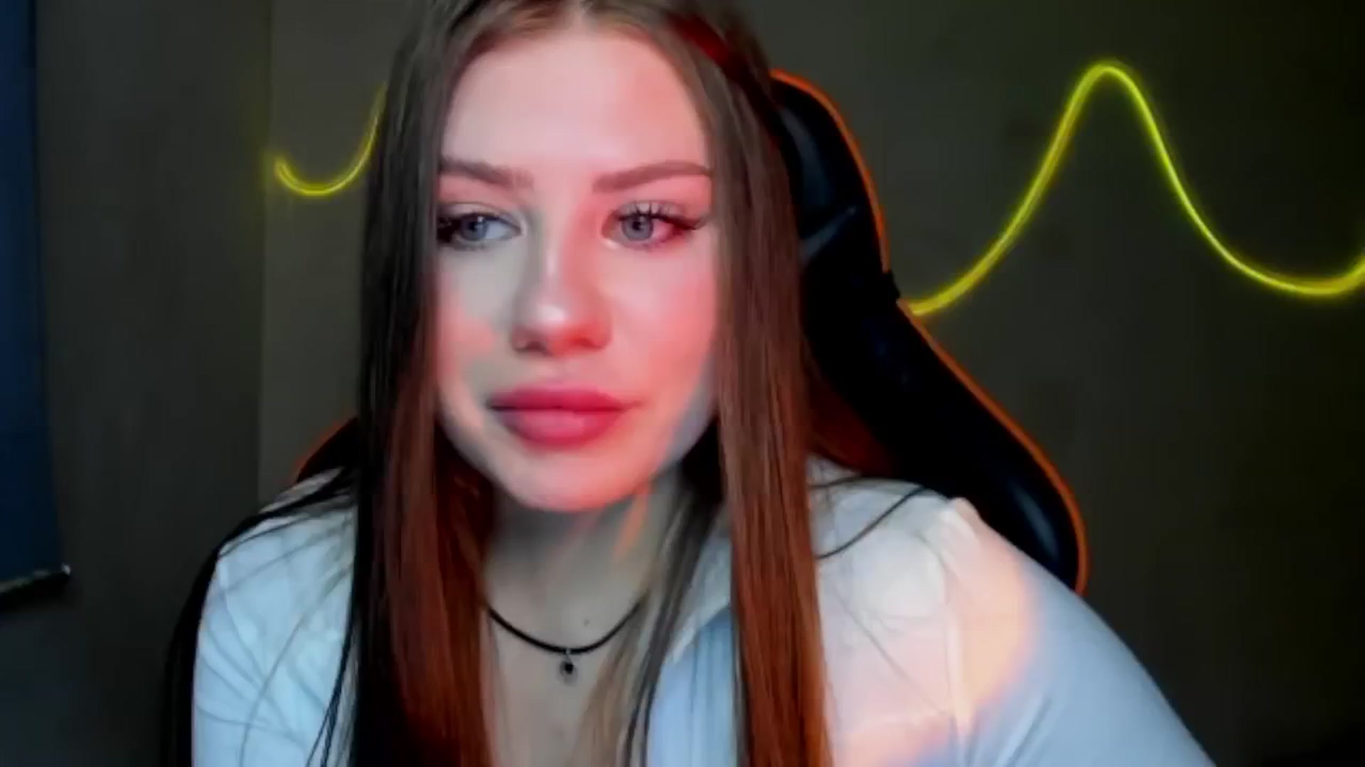 Gallery image thumbnail from FlyingDream's myfreecams stream on, 08/05/2025, 17:05 image 2 of 20