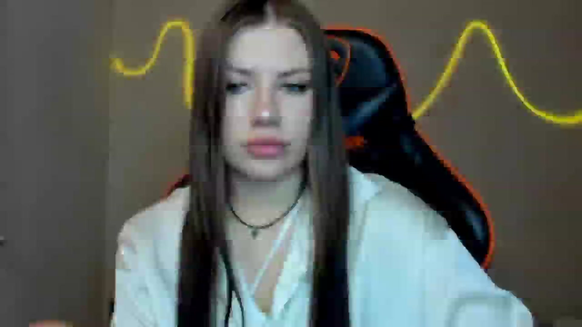 Gallery image thumbnail from FlyingDream's myfreecams stream on, 08/06/2025, 12:04 image 11 of 20