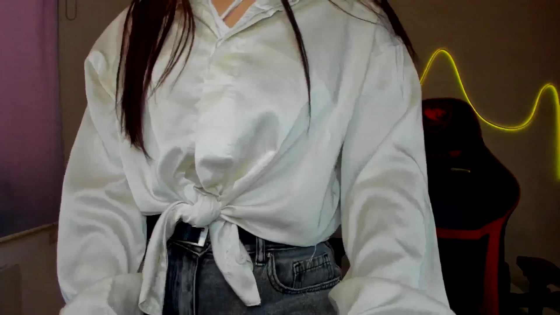 Gallery image thumbnail from FlyingDream's myfreecams stream on, 08/06/2025, 13:08 image 9 of 20