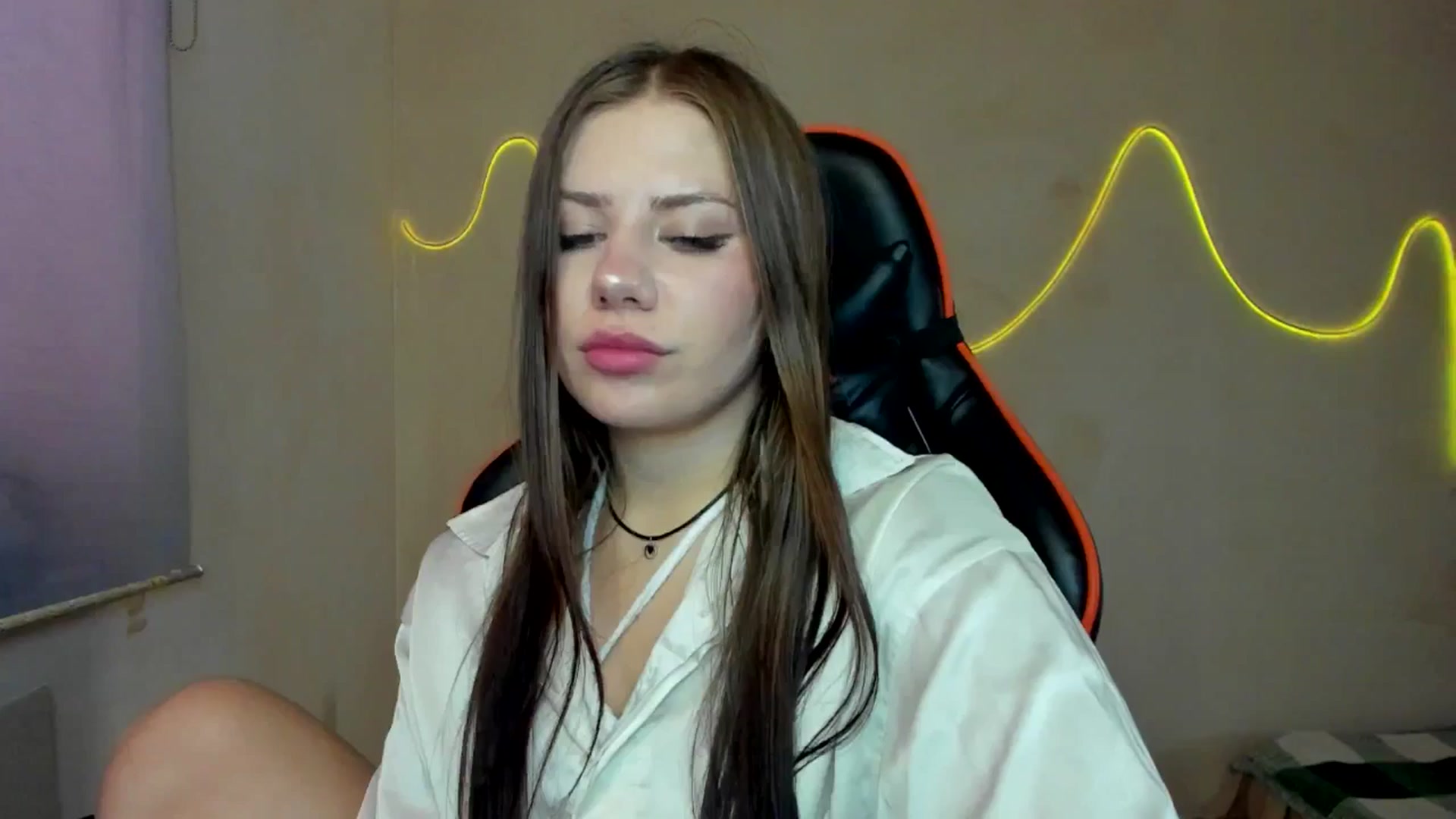 Gallery image thumbnail from FlyingDream's myfreecams stream on, 08/06/2025, 13:08 image 20 of 20