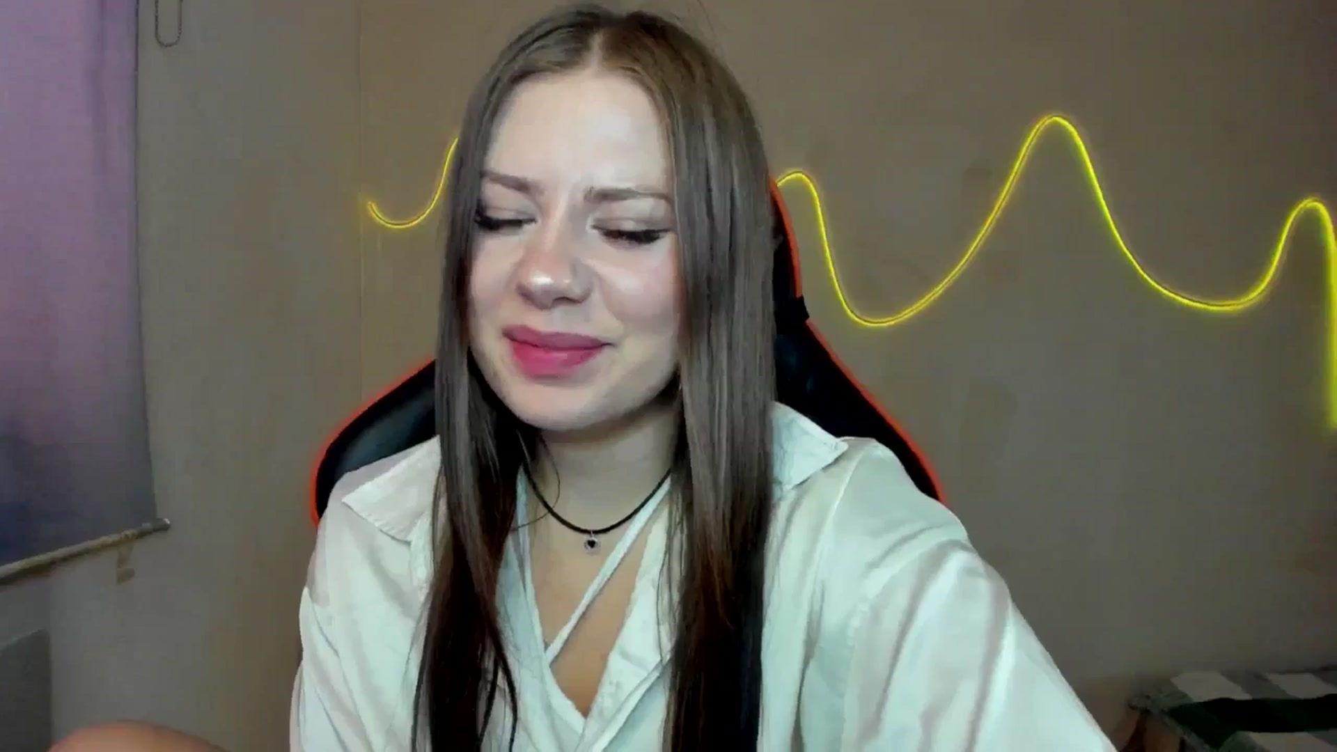 Gallery image thumbnail from FlyingDream's myfreecams stream on, 08/06/2025, 13:08 image 17 of 20
