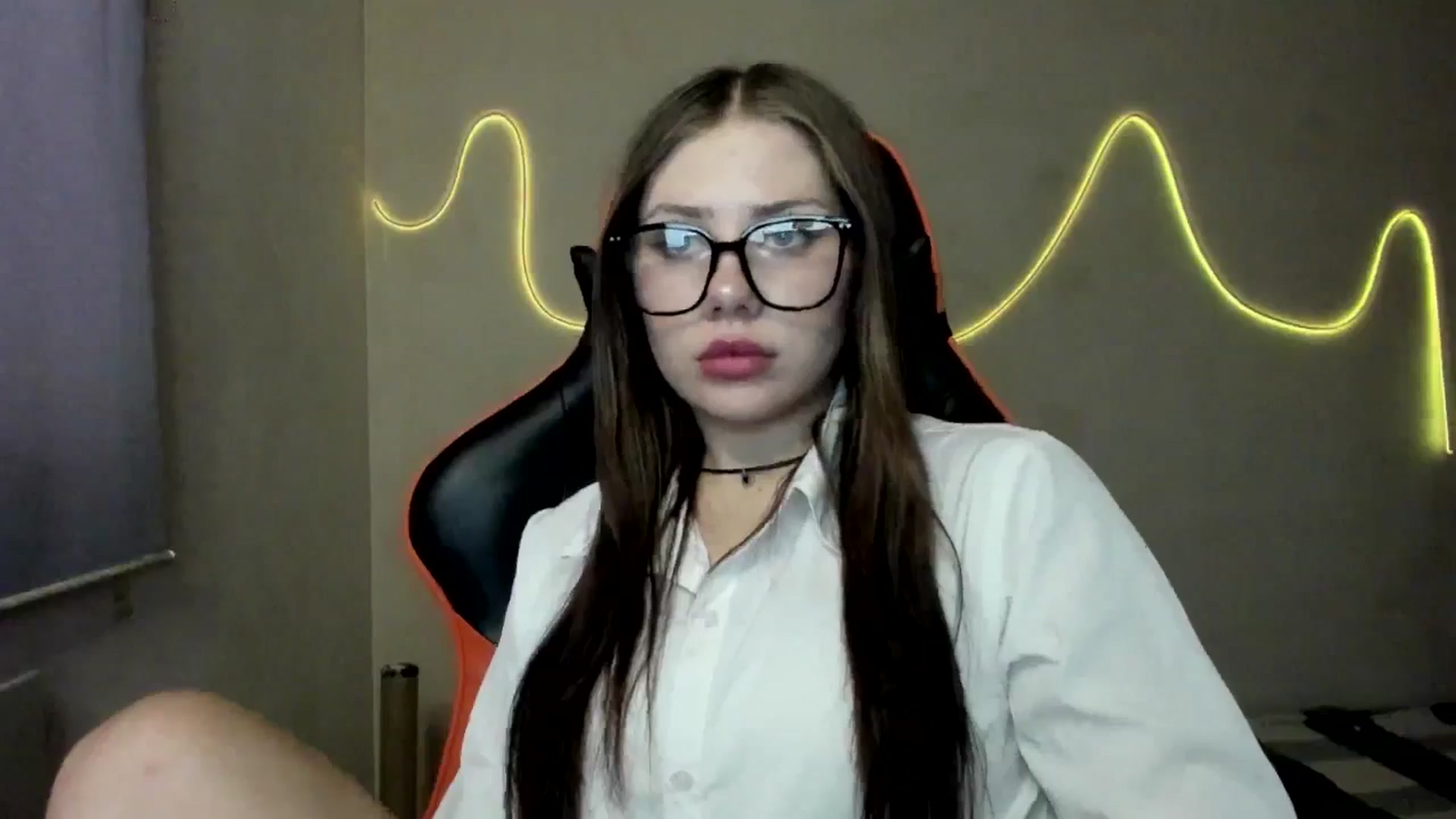 Gallery image thumbnail from FlyingDream's myfreecams stream on, 08/11/2025, 16:27 image 10 of 20