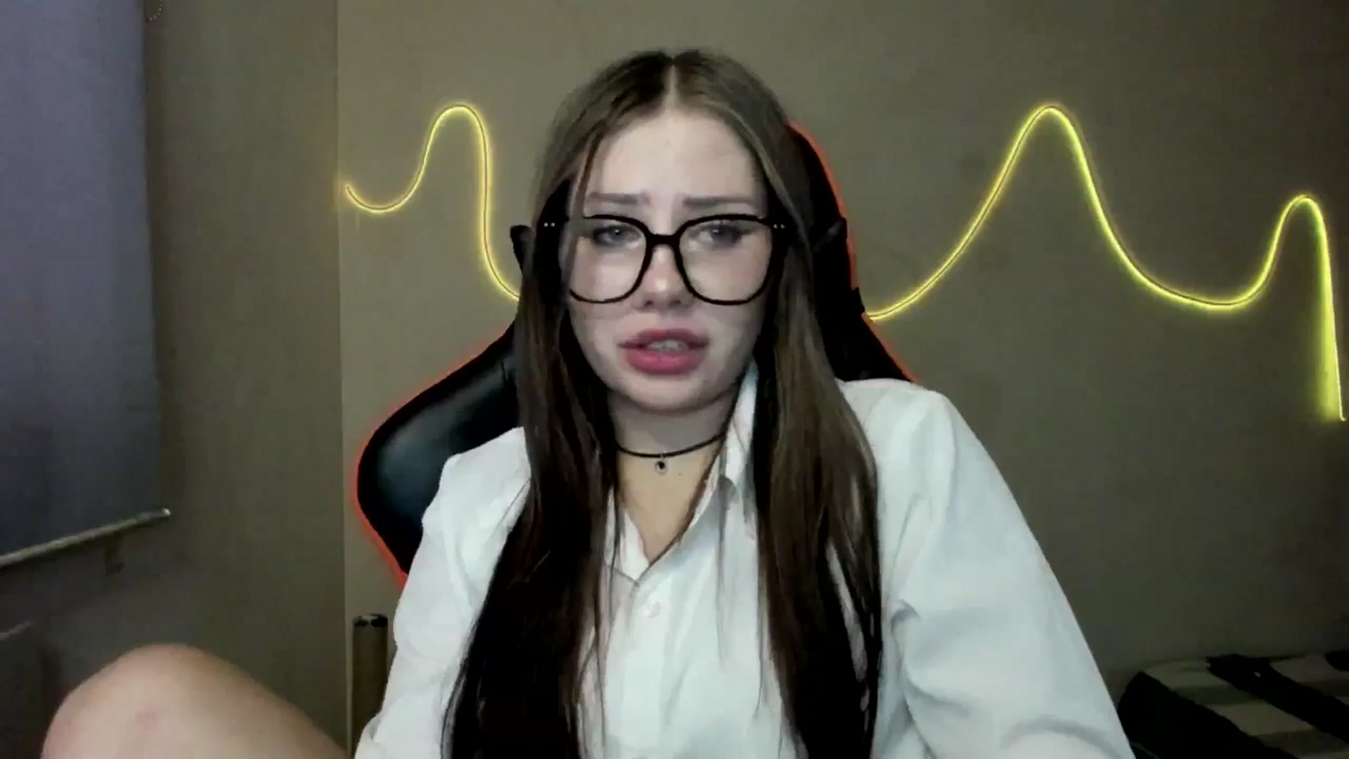 Gallery image thumbnail from FlyingDream's myfreecams stream on, 08/11/2025, 16:27 image 17 of 20